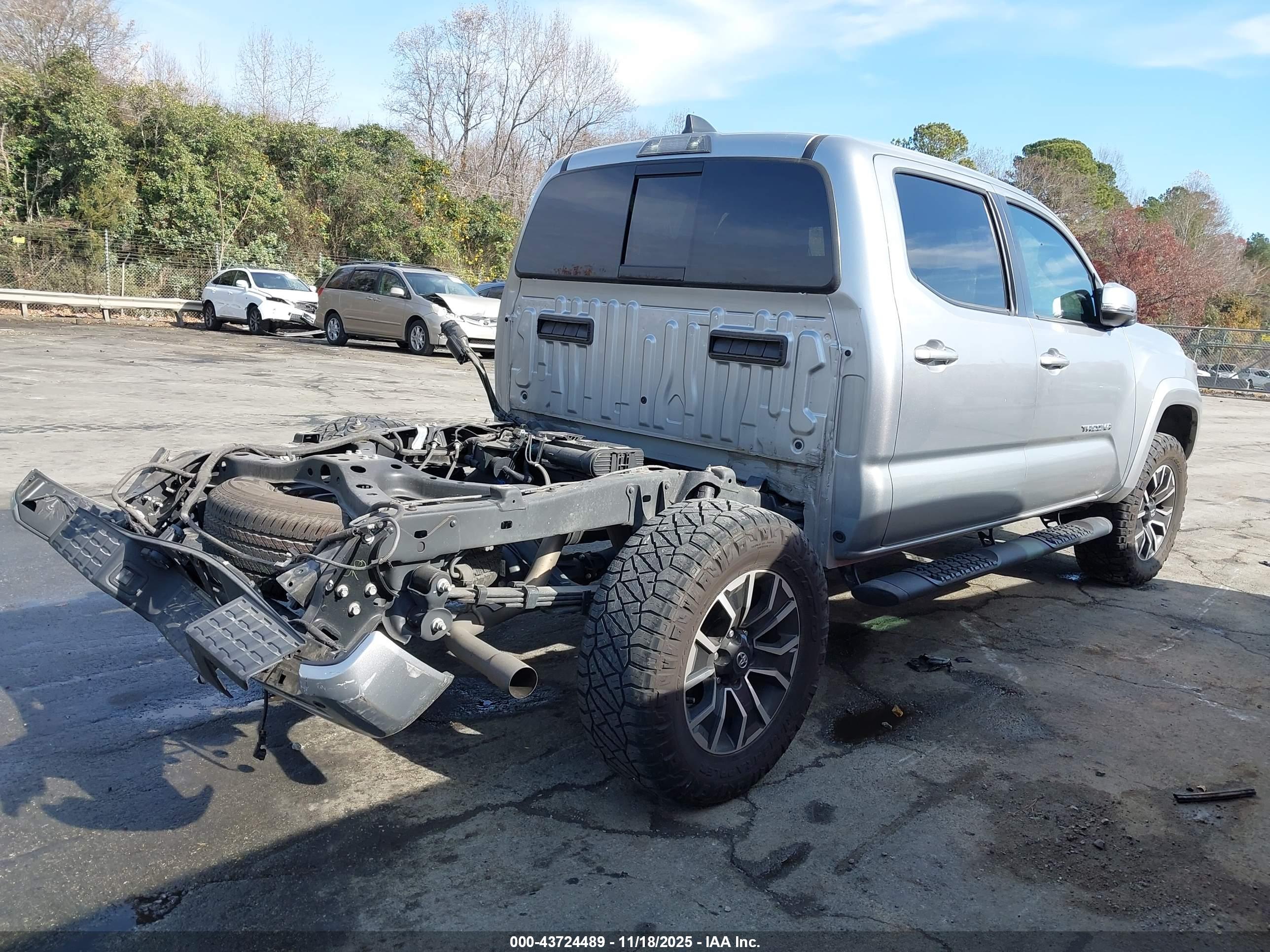 TOYOTA TACOMA image 4