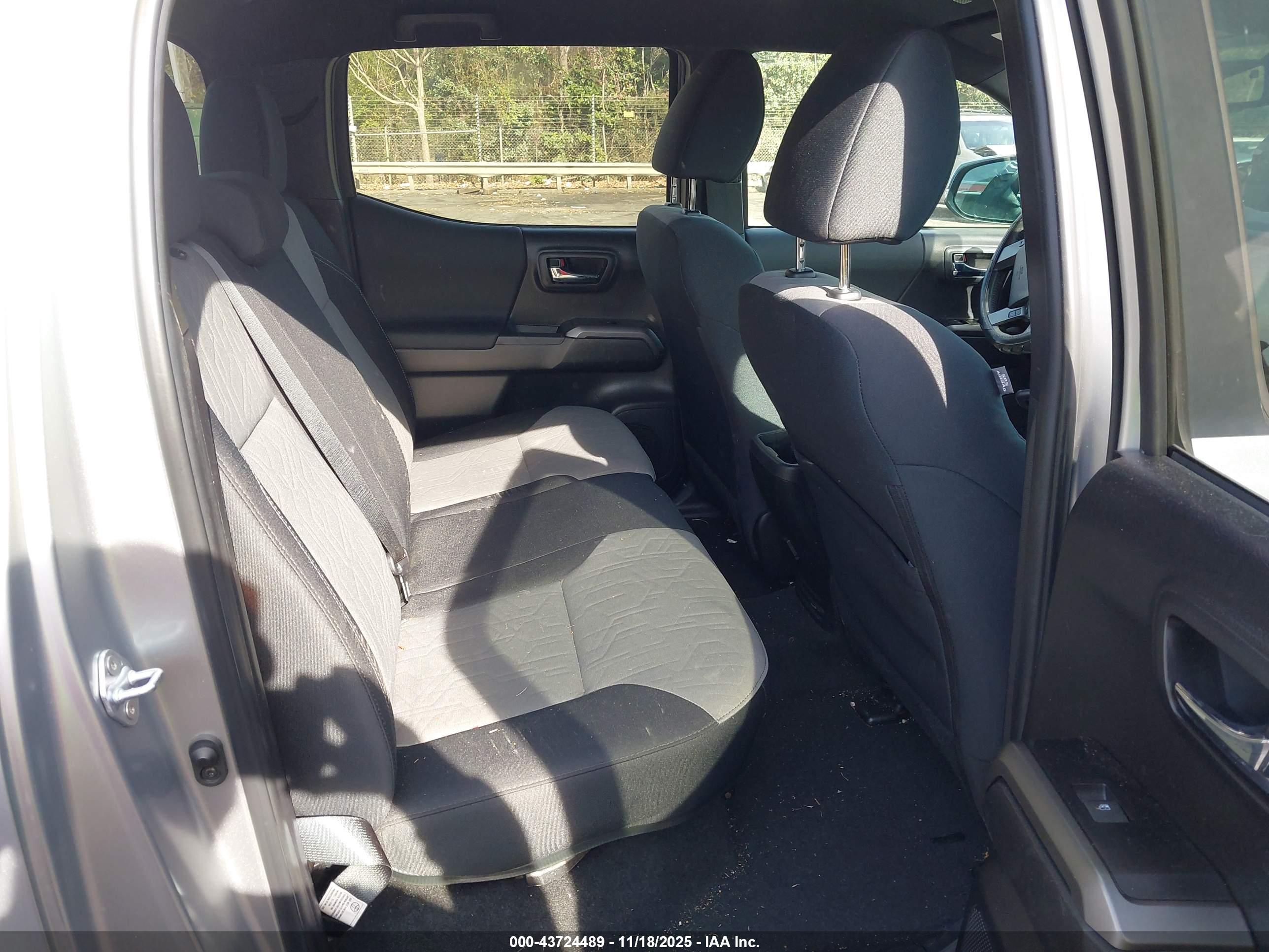 TOYOTA TACOMA image 8