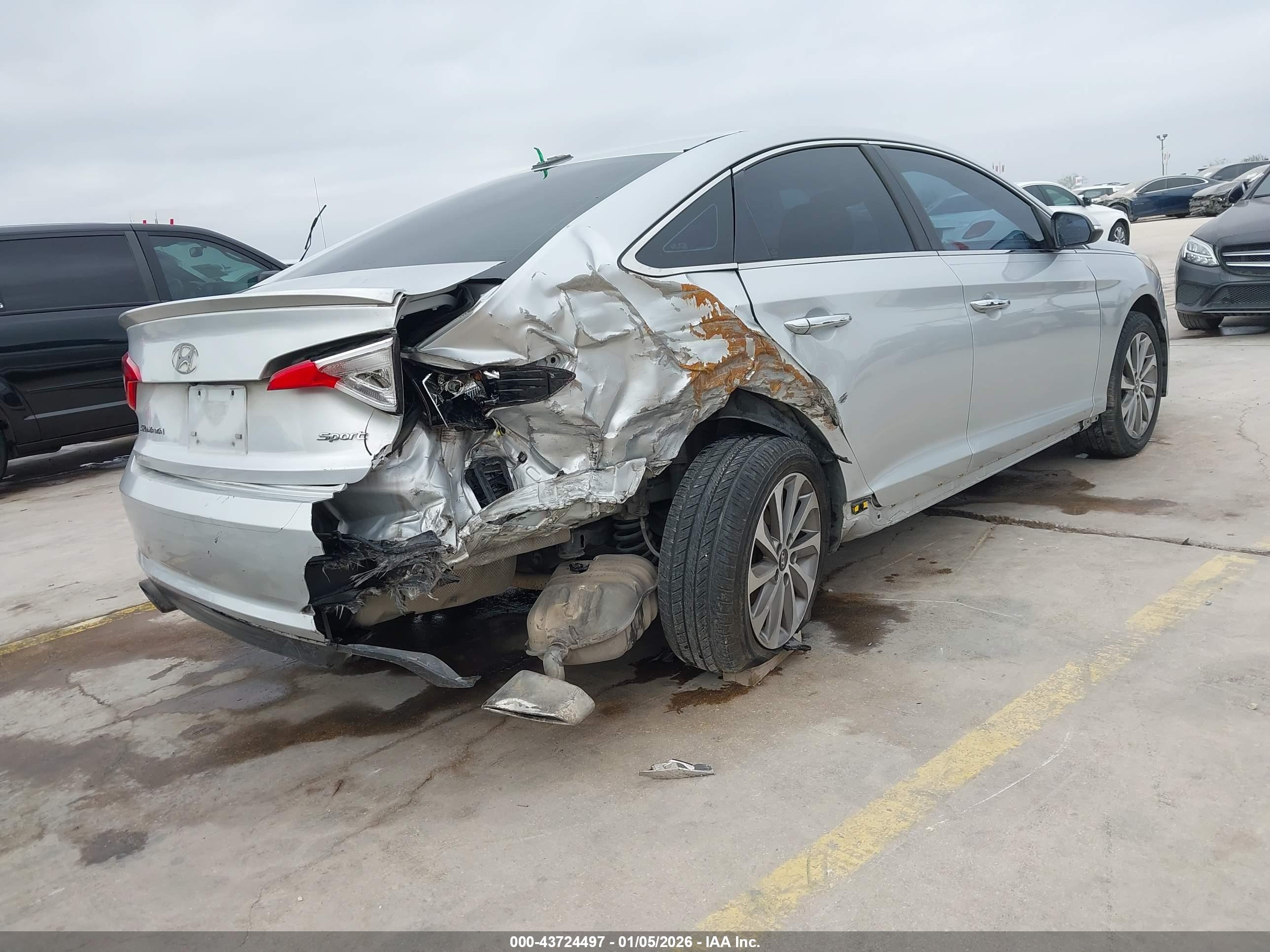 HYUNDAI SONATA image 4