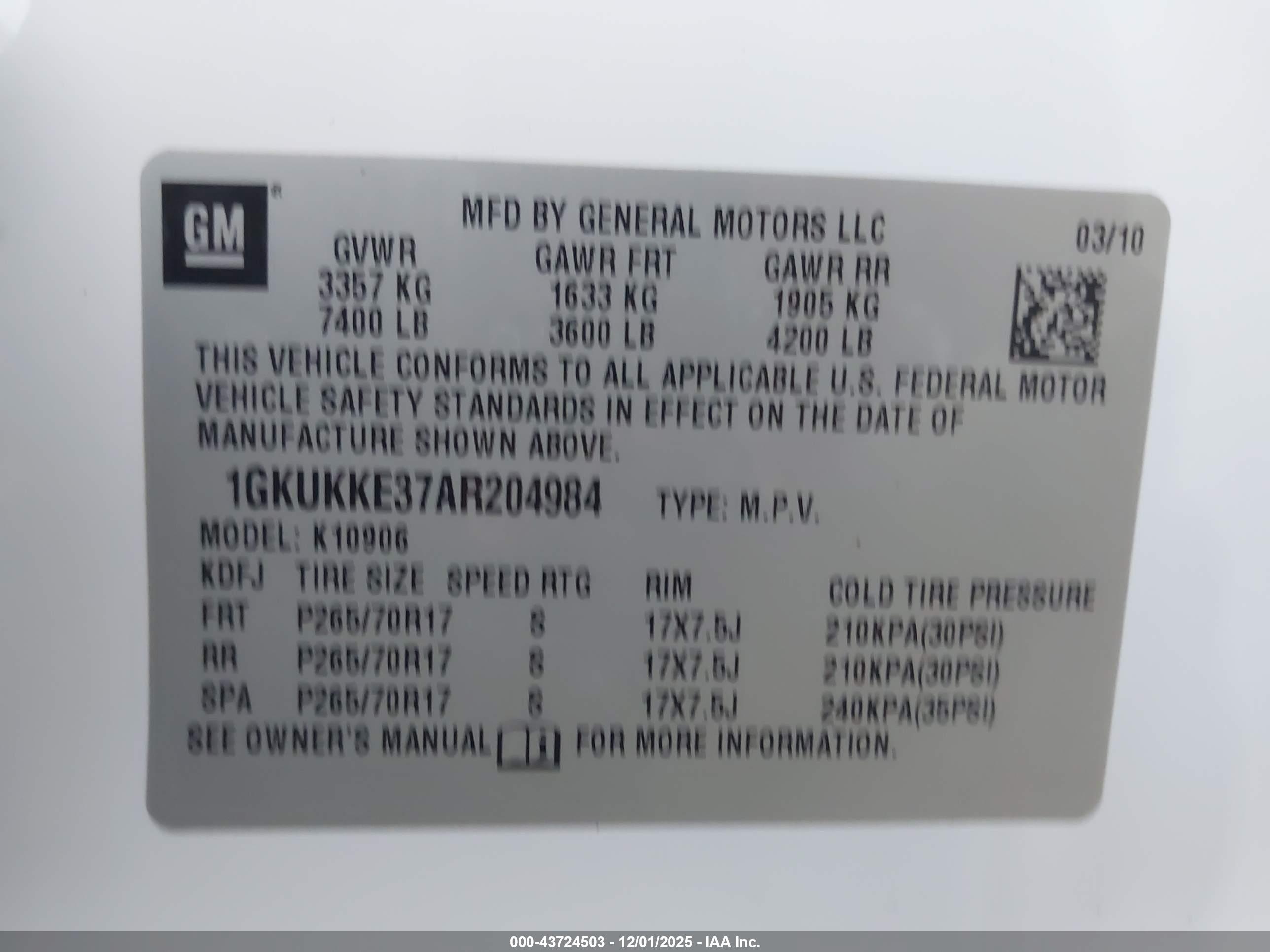 GMC YUKON image 9