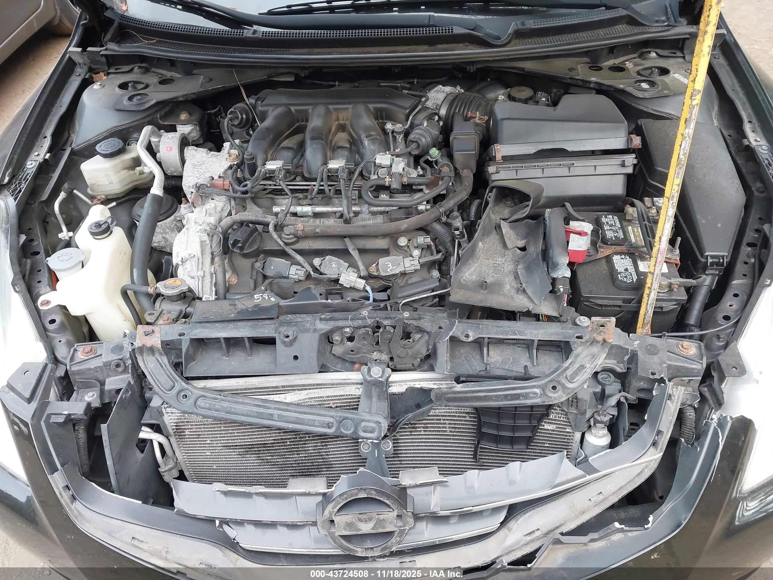 NISSAN ALTIMA image 10