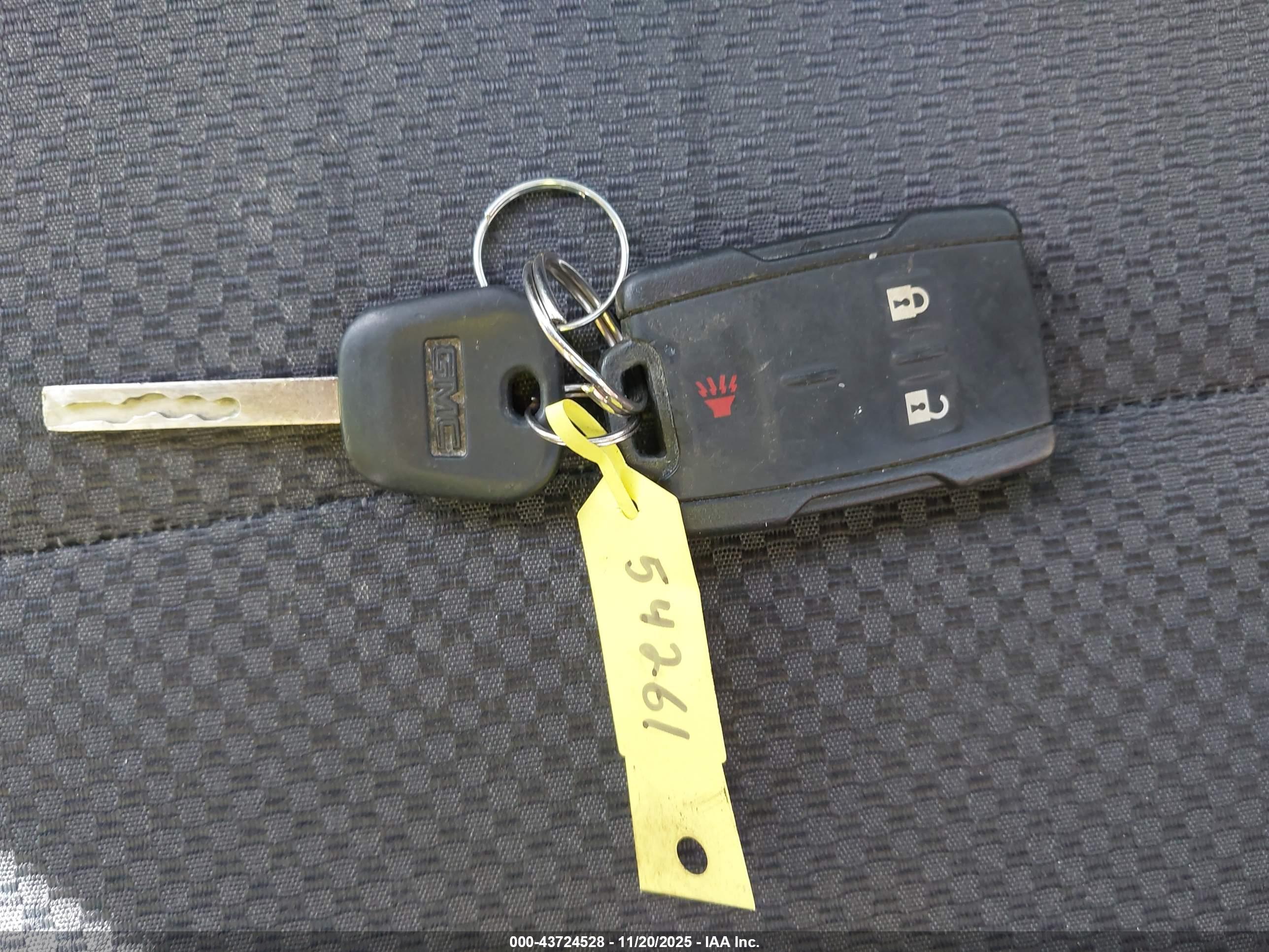 GMC SIERRA image 11