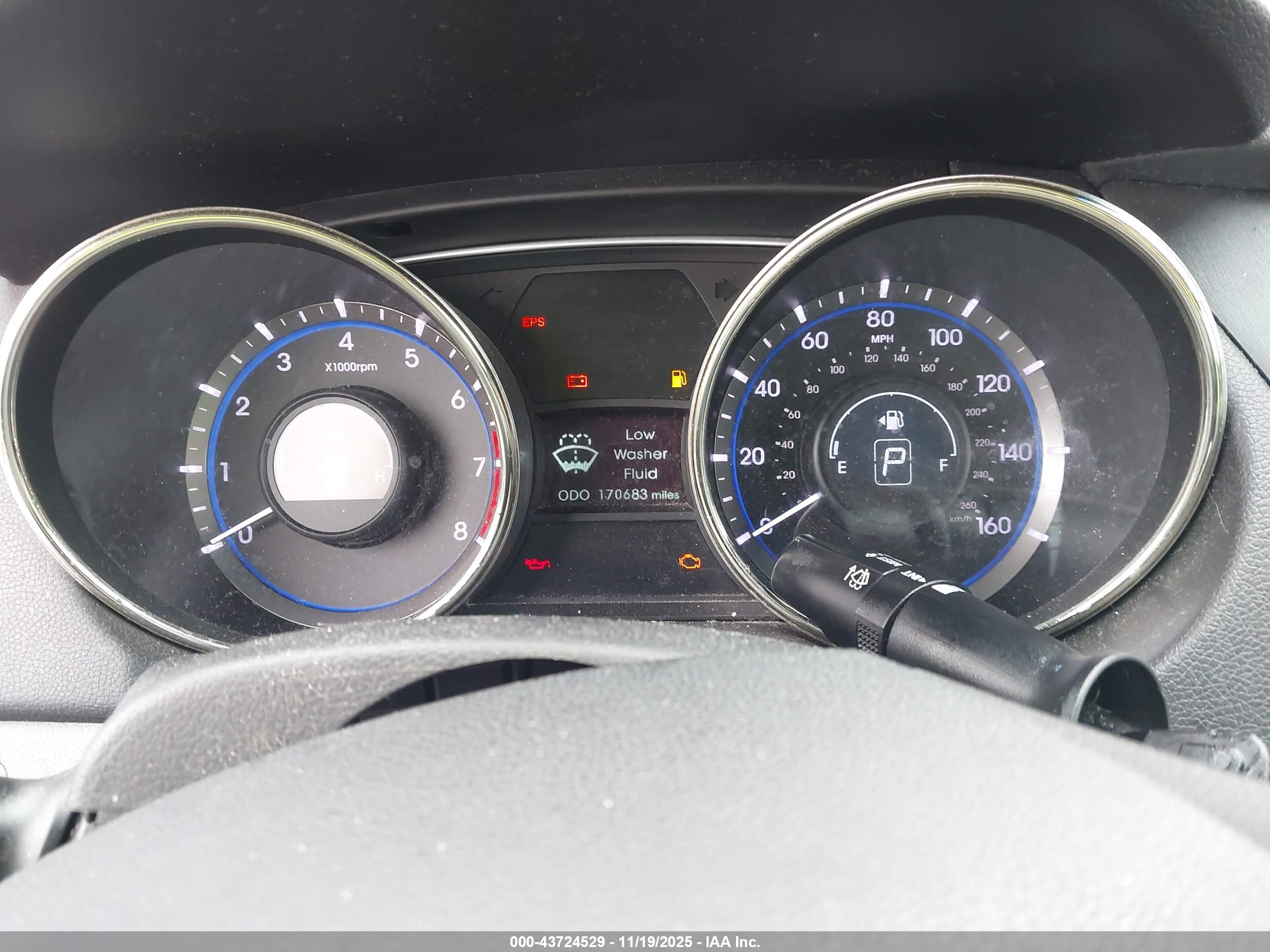 HYUNDAI SONATA image 7