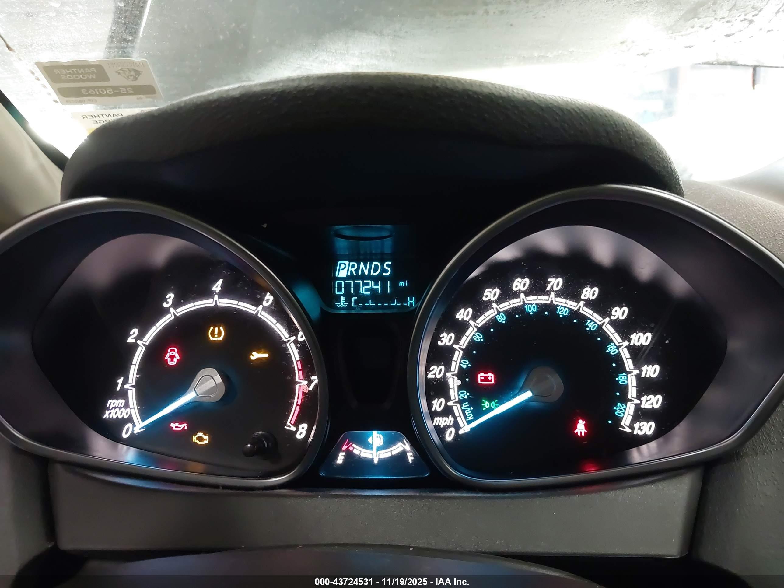 FORD FIESTA image 7