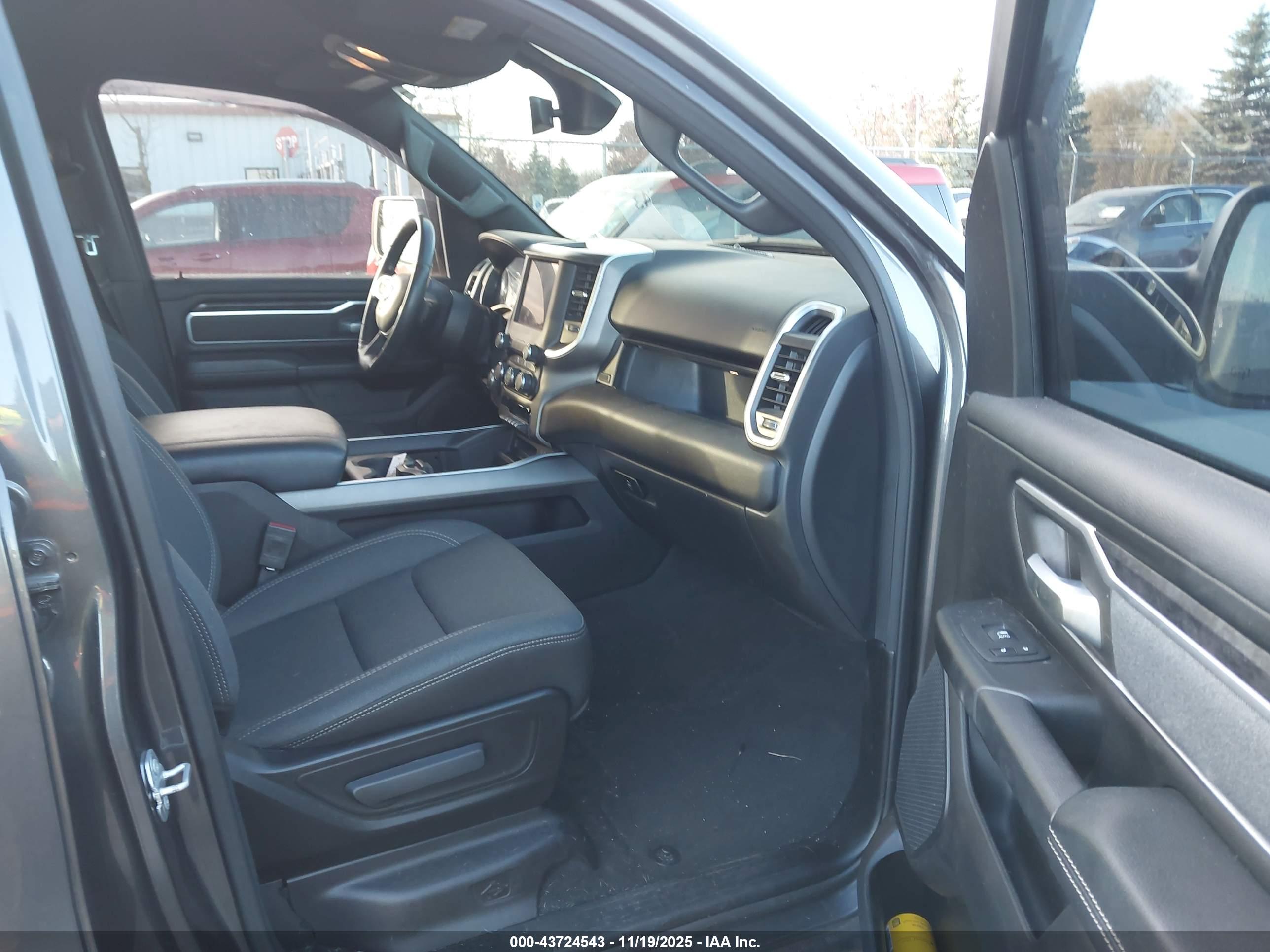 RAM 1500 image 5