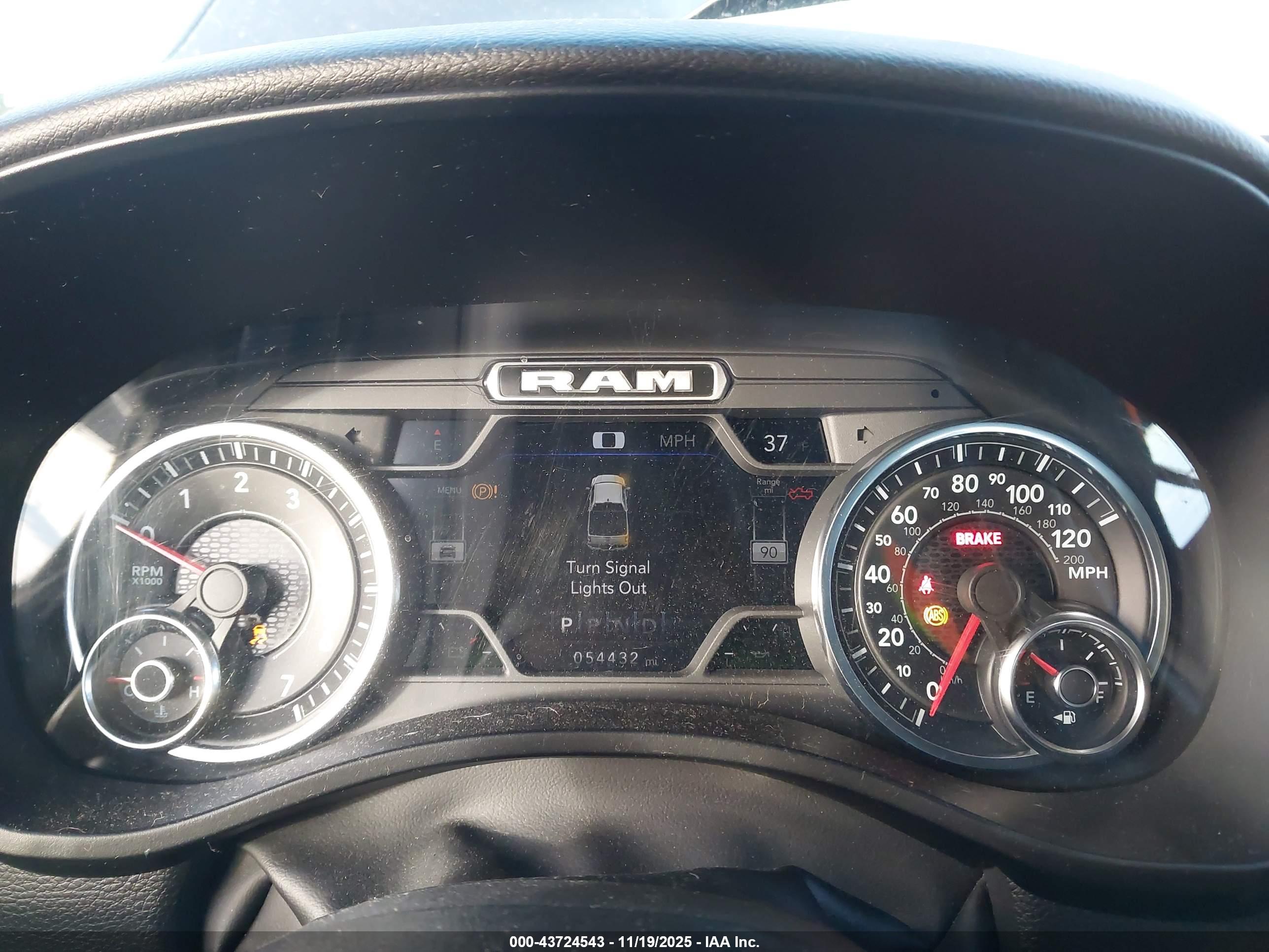 RAM 1500 image 7