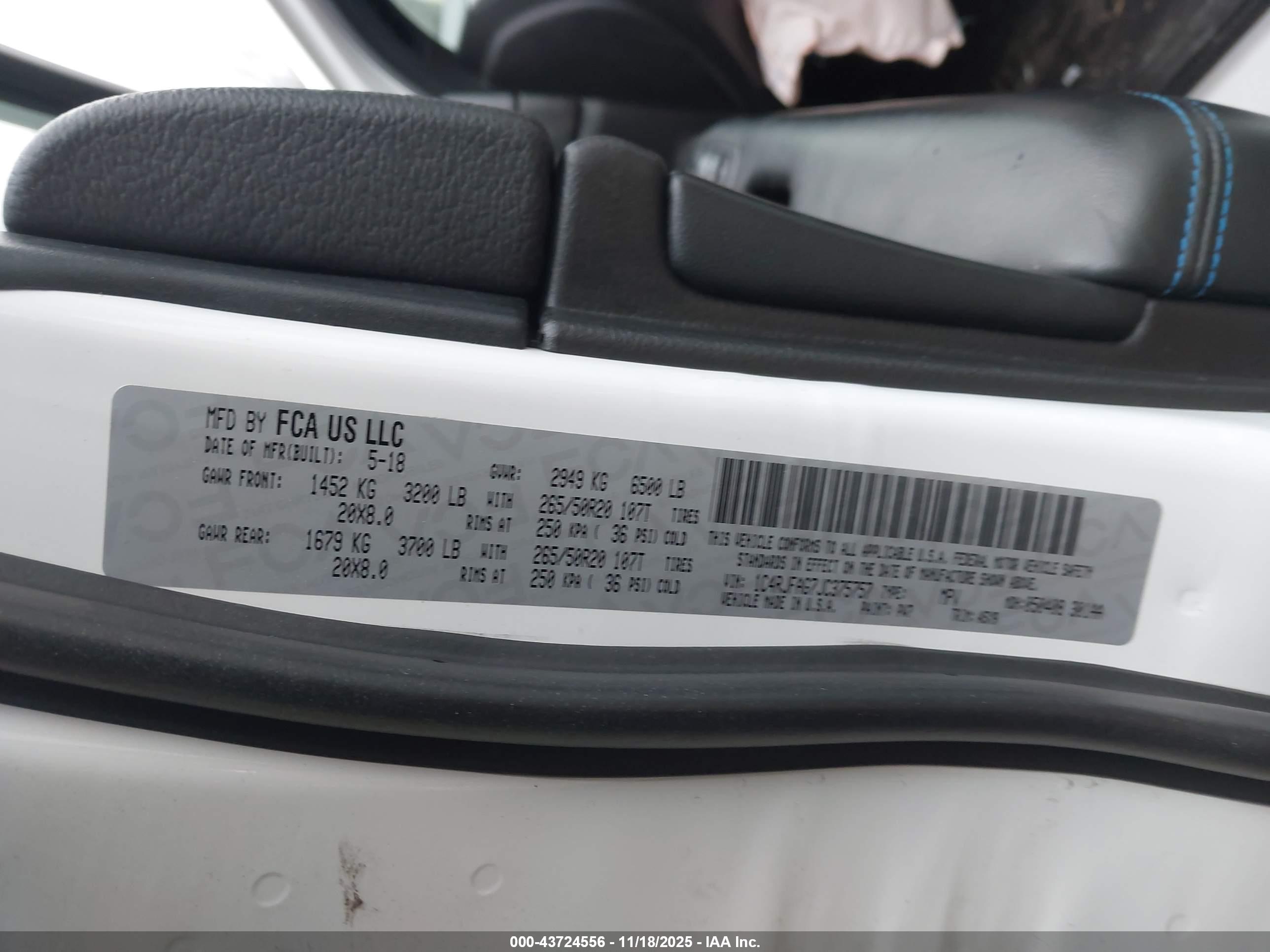 JEEP GRAND image 9