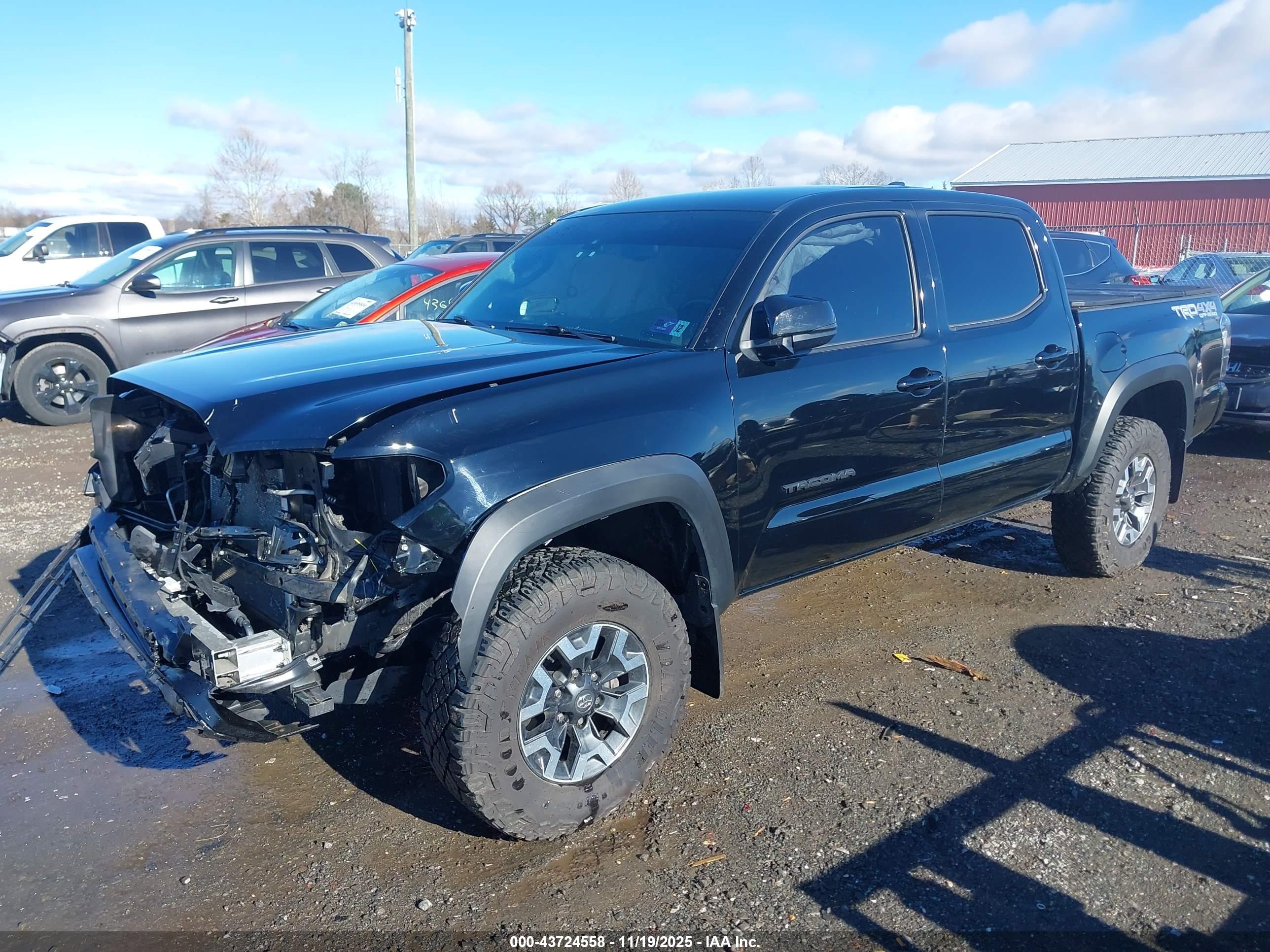 TOYOTA TACOMA image 2