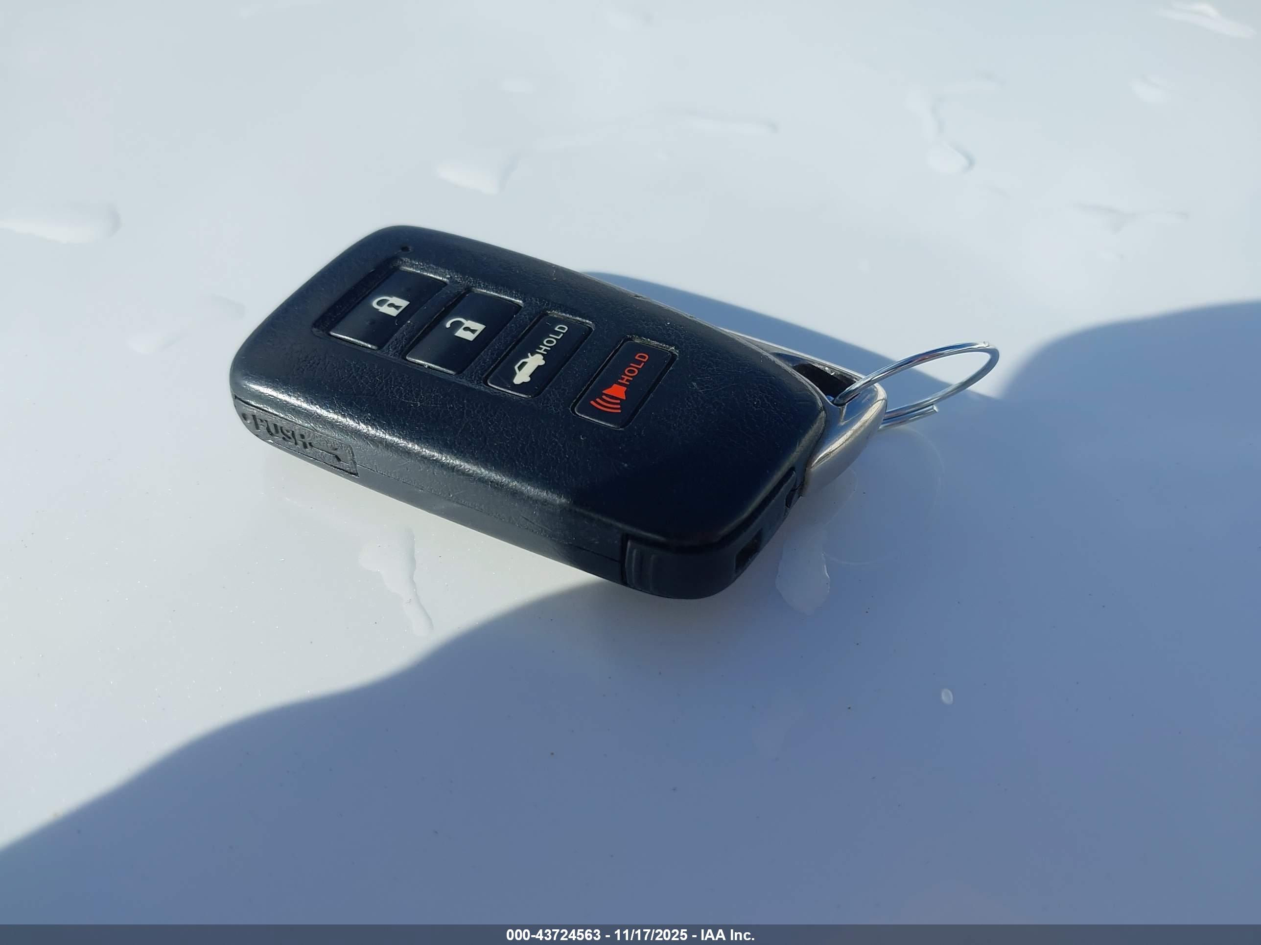 LEXUS GS image 11