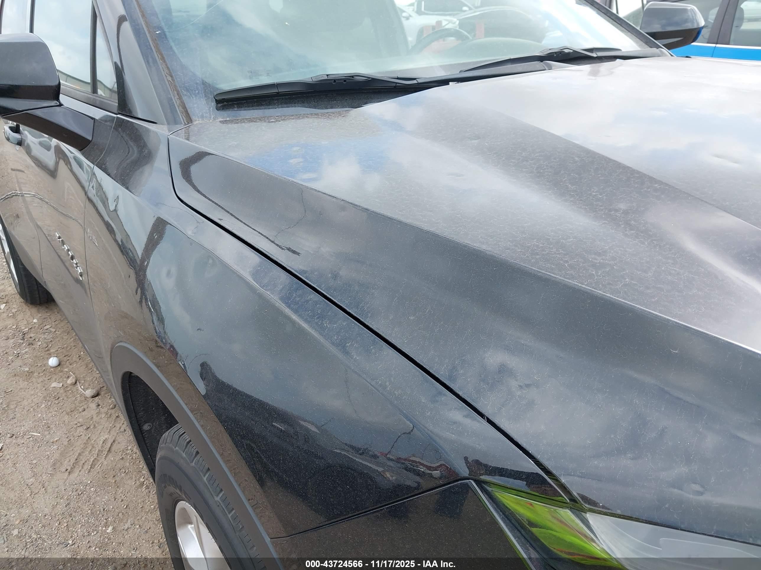 CHEVROLET BLAZER image 6