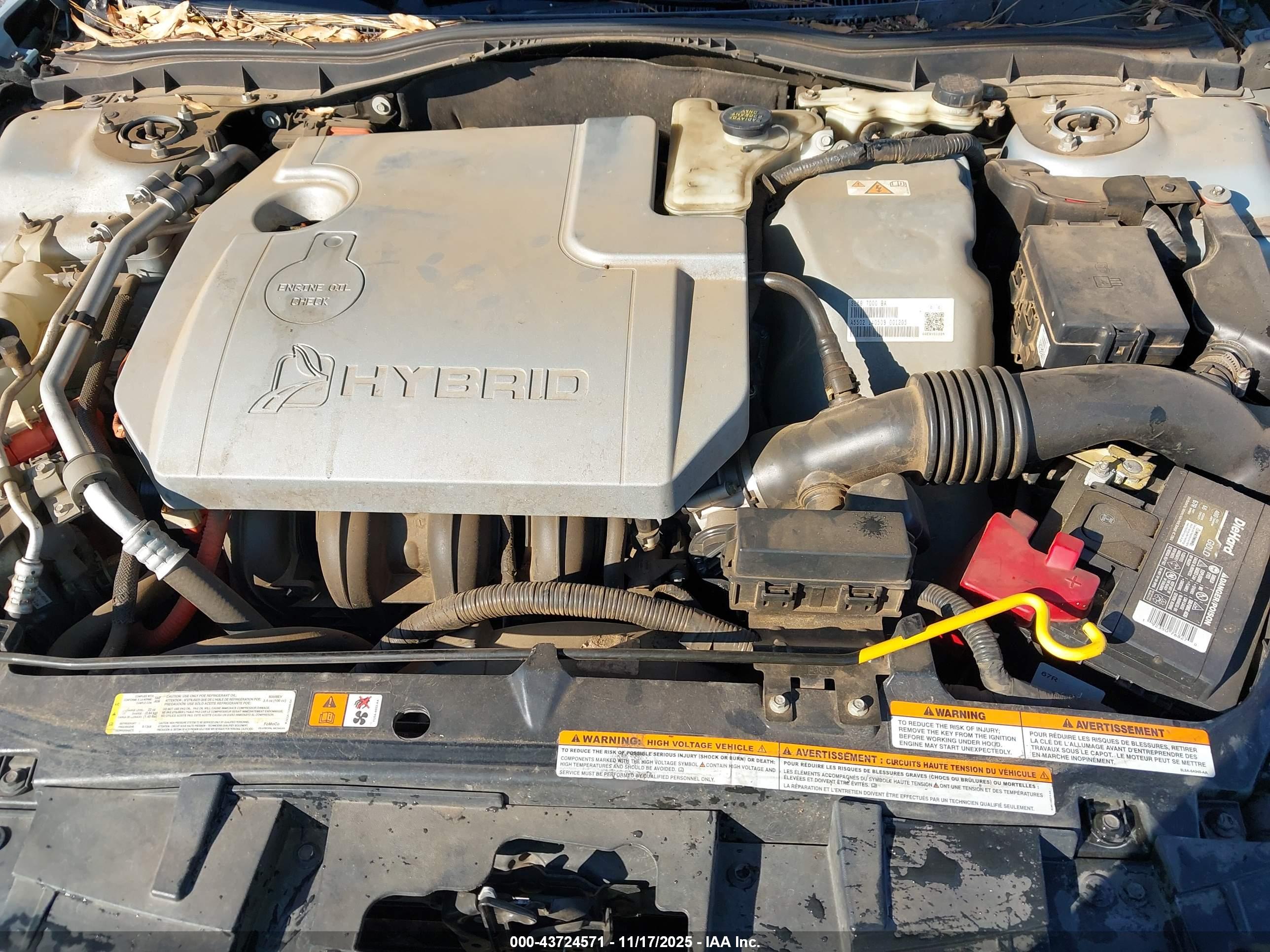 FORD FUSION image 10