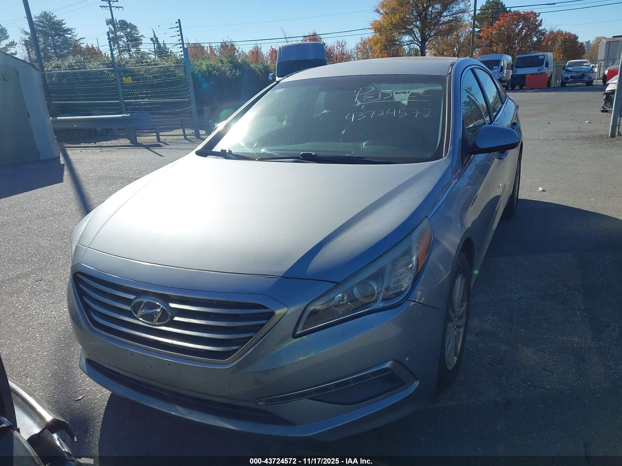 HYUNDAI SONATA image 6