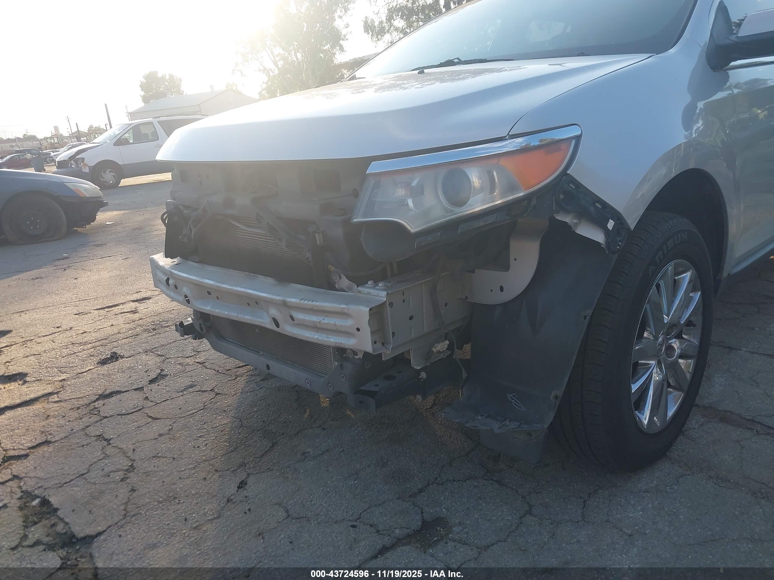 FORD EDGE image 6