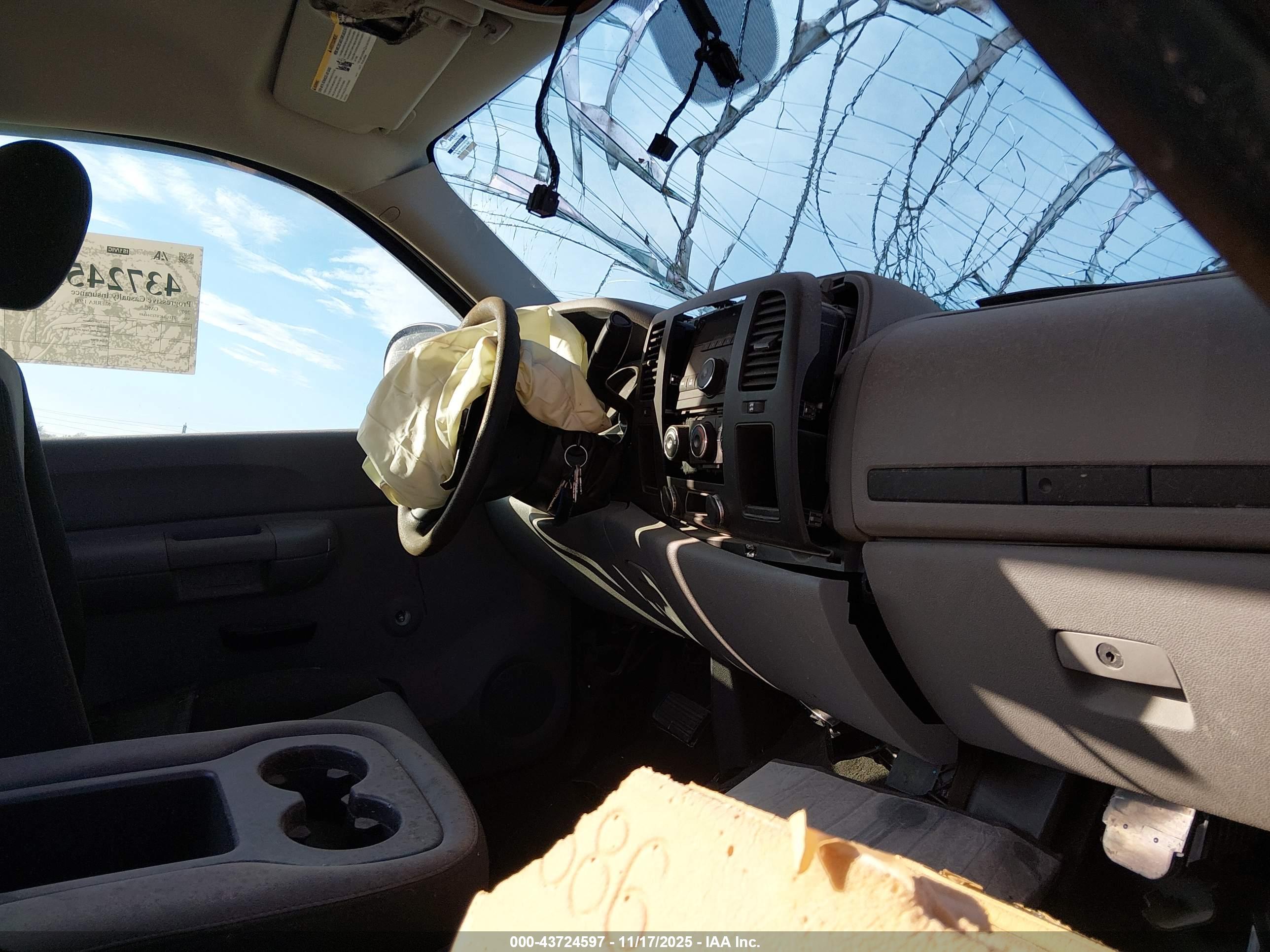 GMC SIERRA image 5