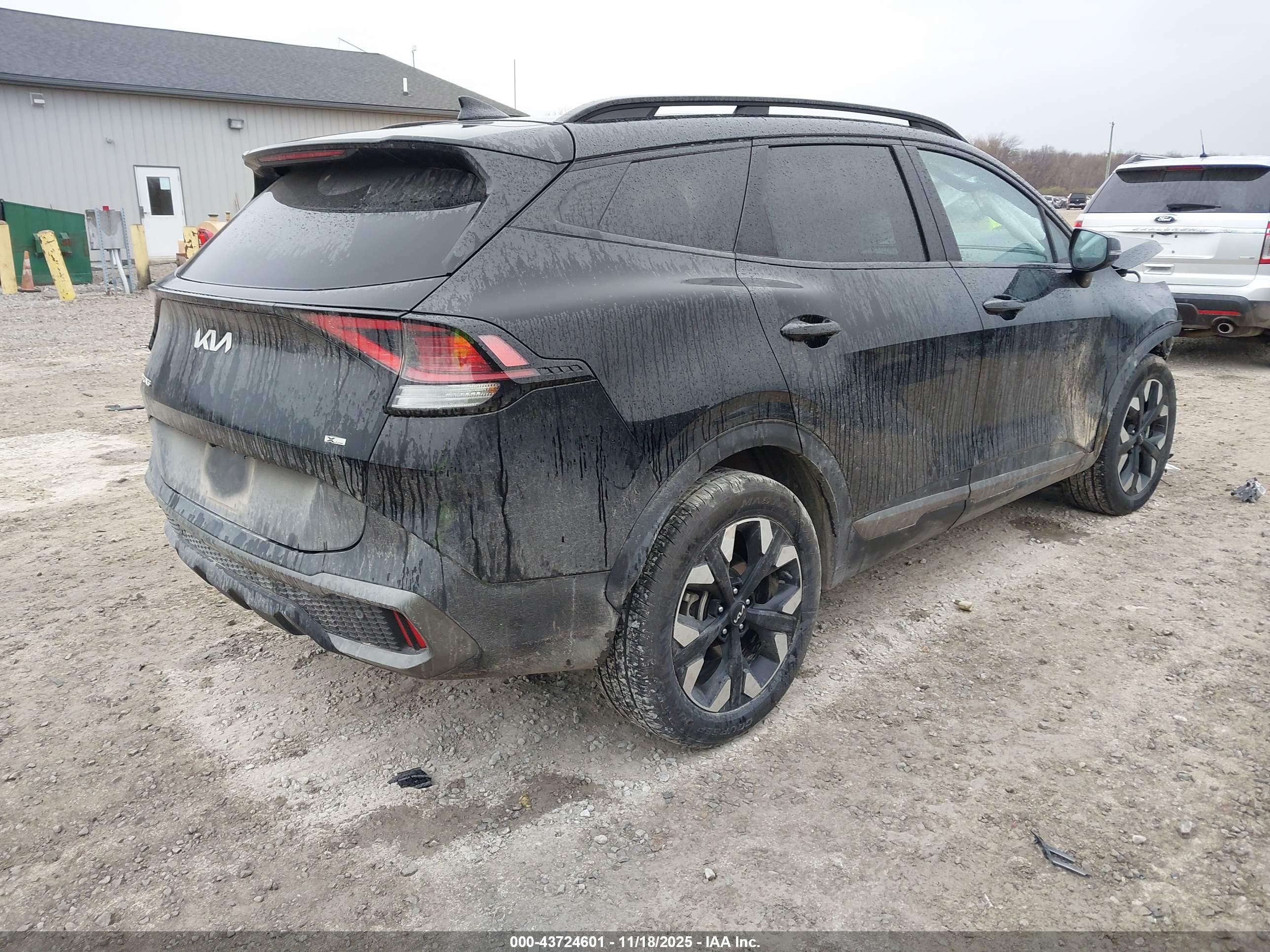 KIA SPORTAGE image 4