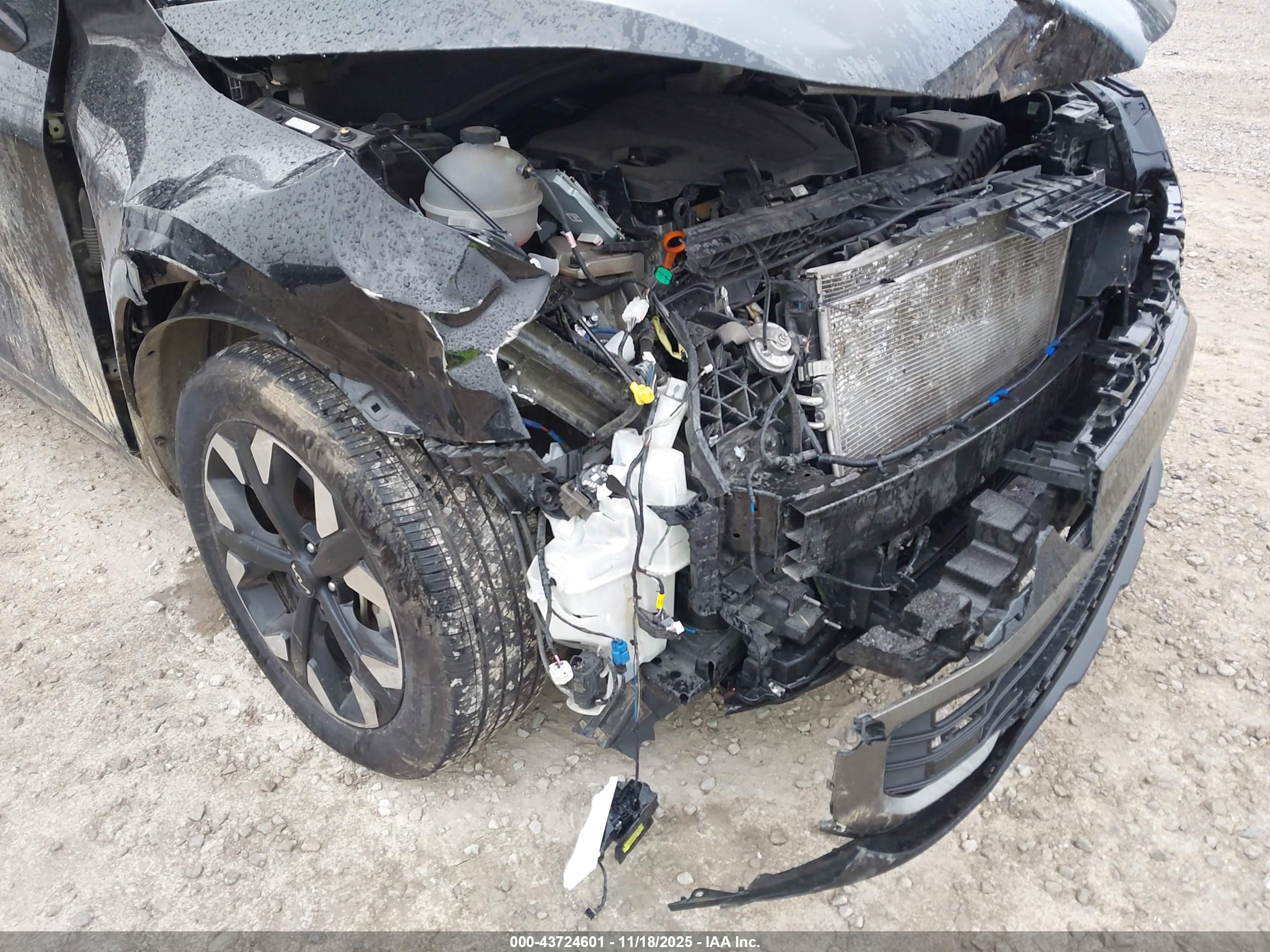 KIA SPORTAGE image 6