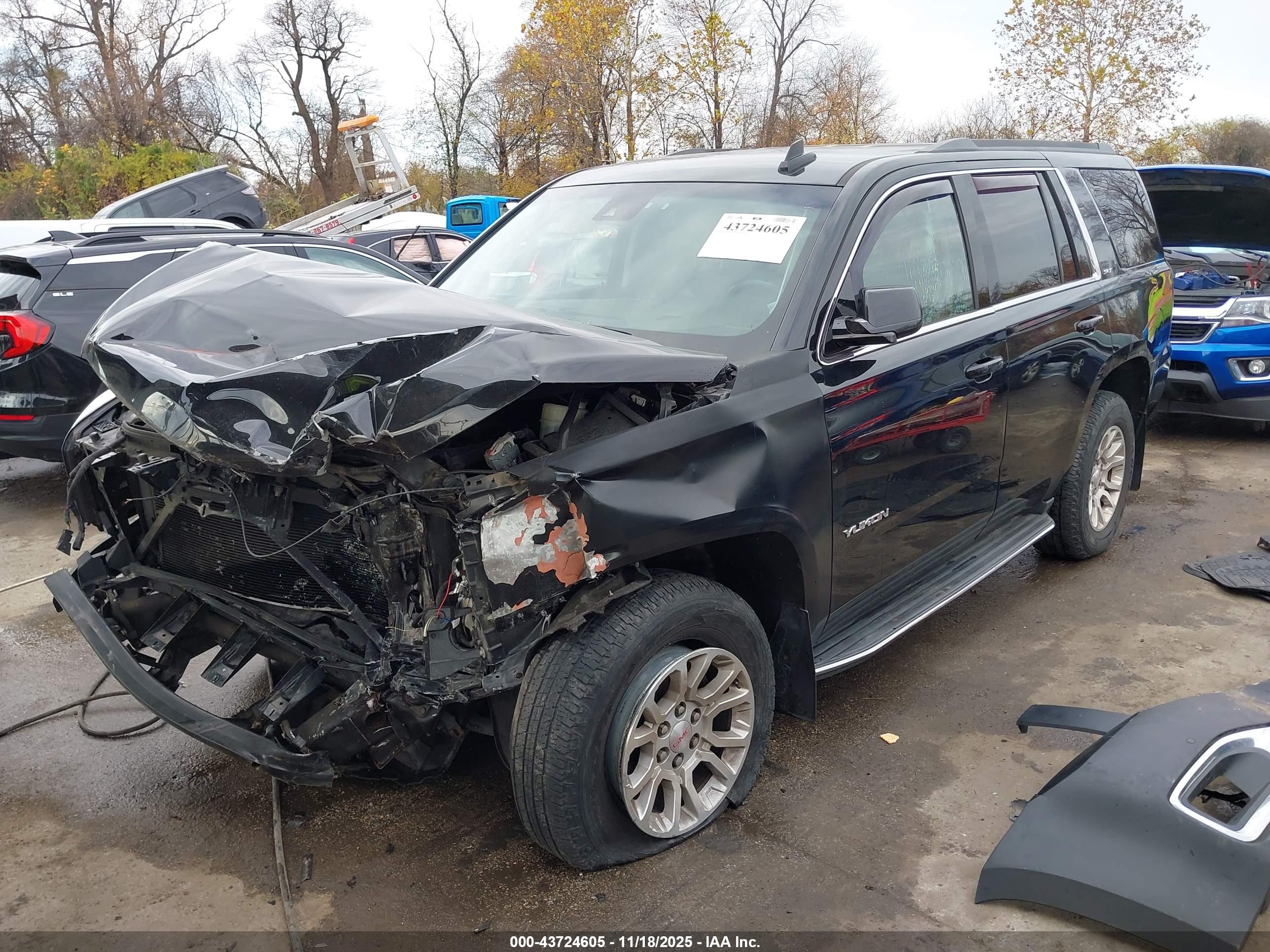 GMC YUKON image 2