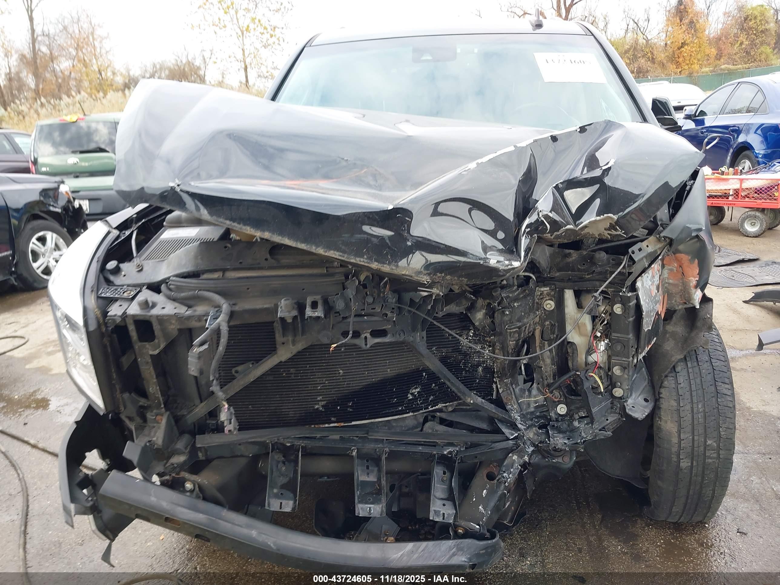 GMC YUKON image 6