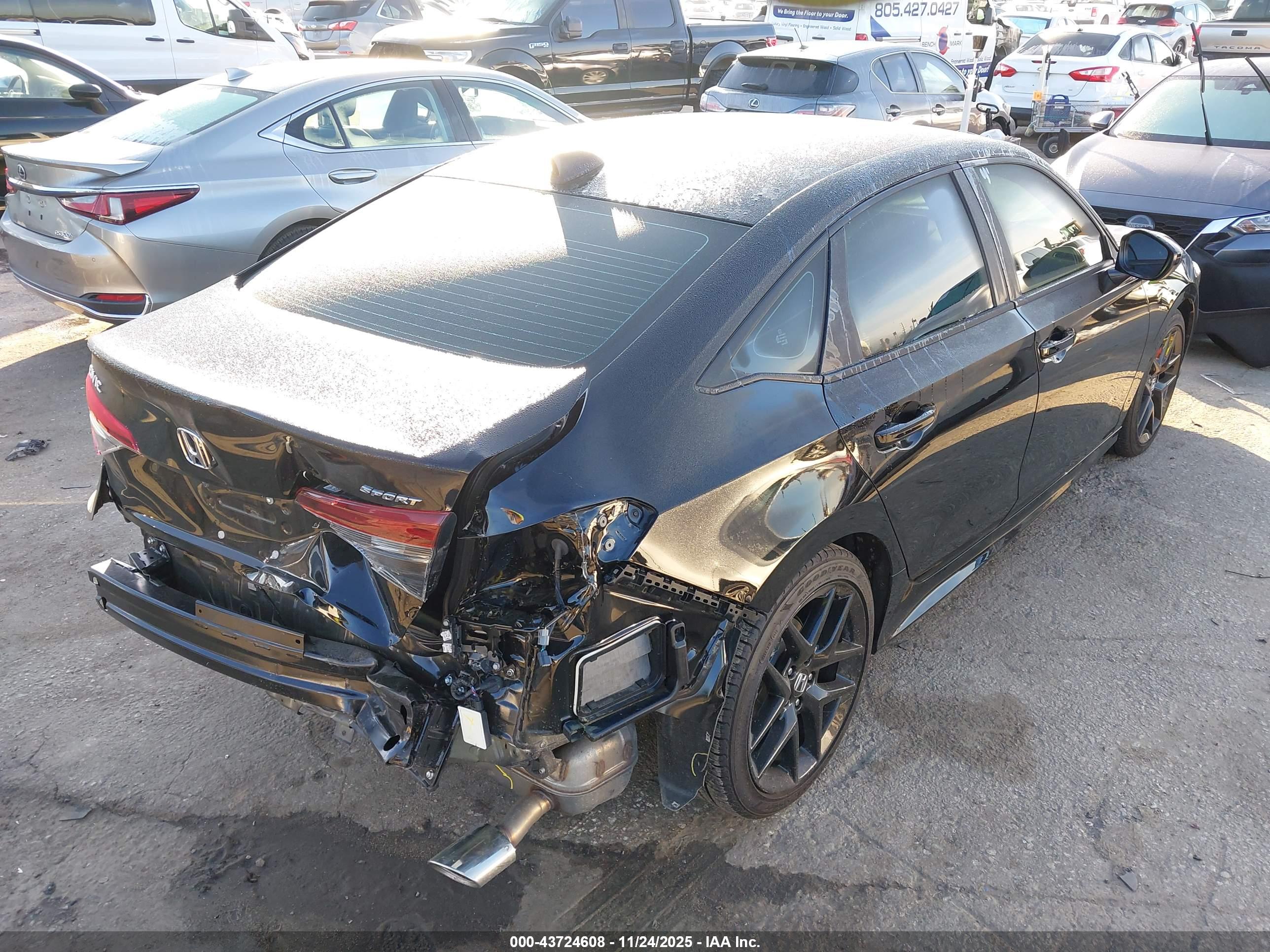HONDA CIVIC image 4