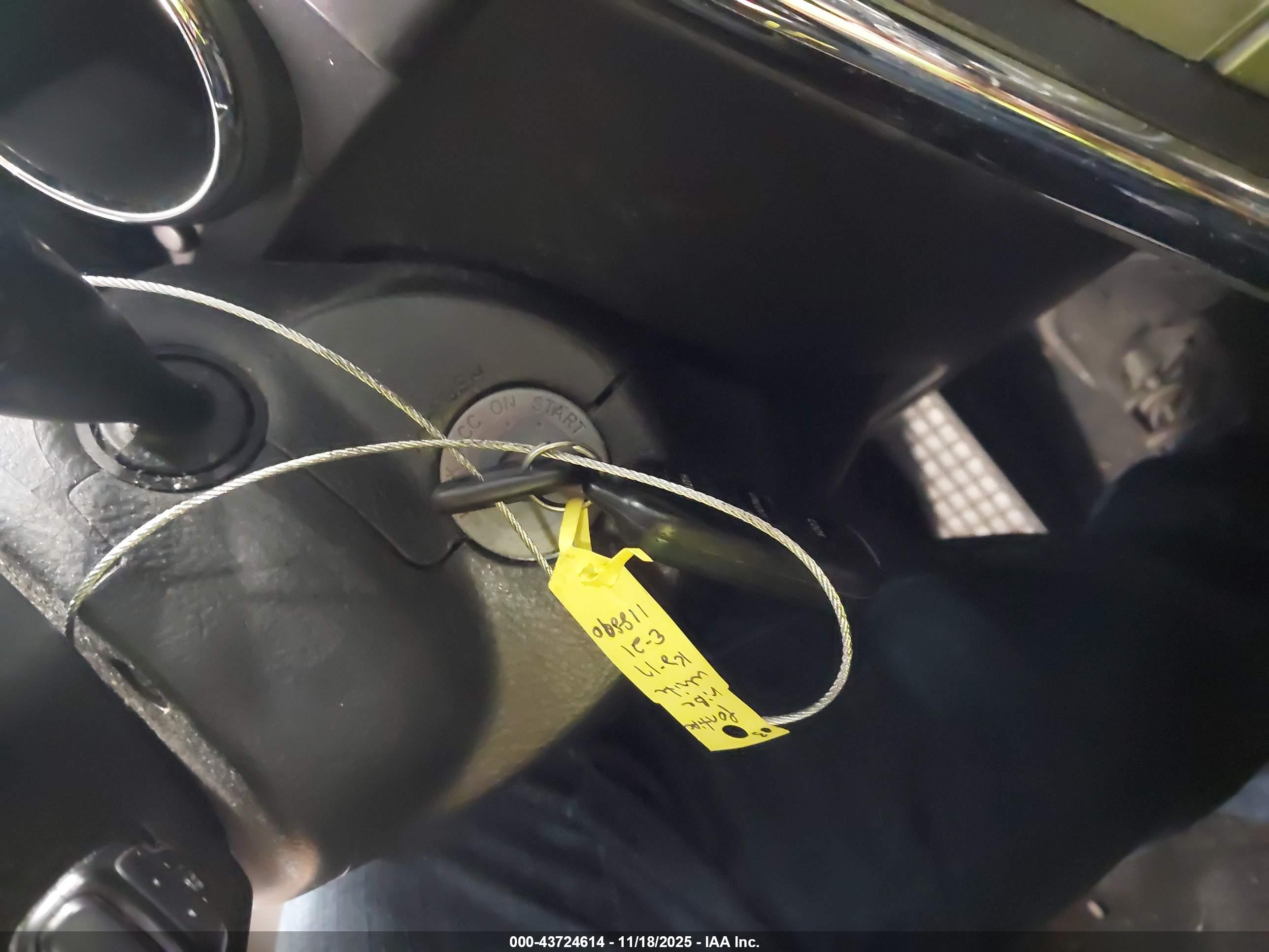 PONTIAC VIBE image 11