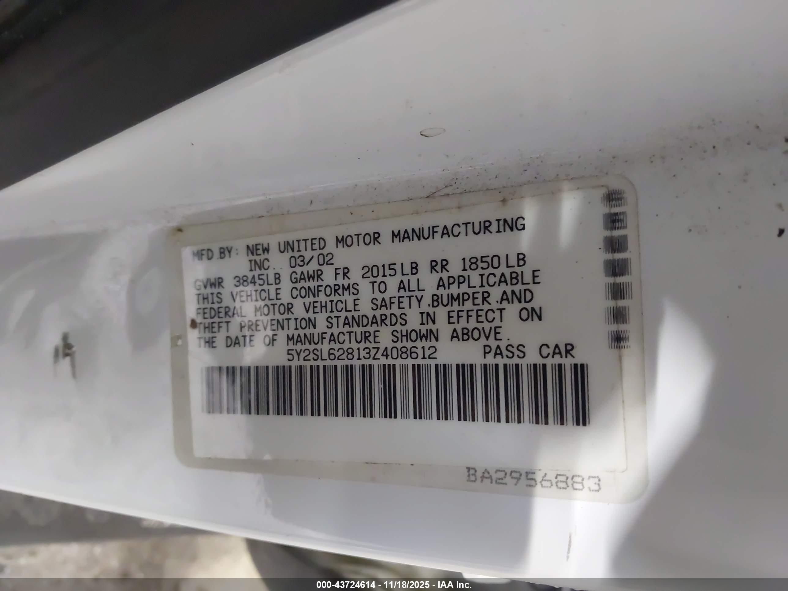 PONTIAC VIBE image 9