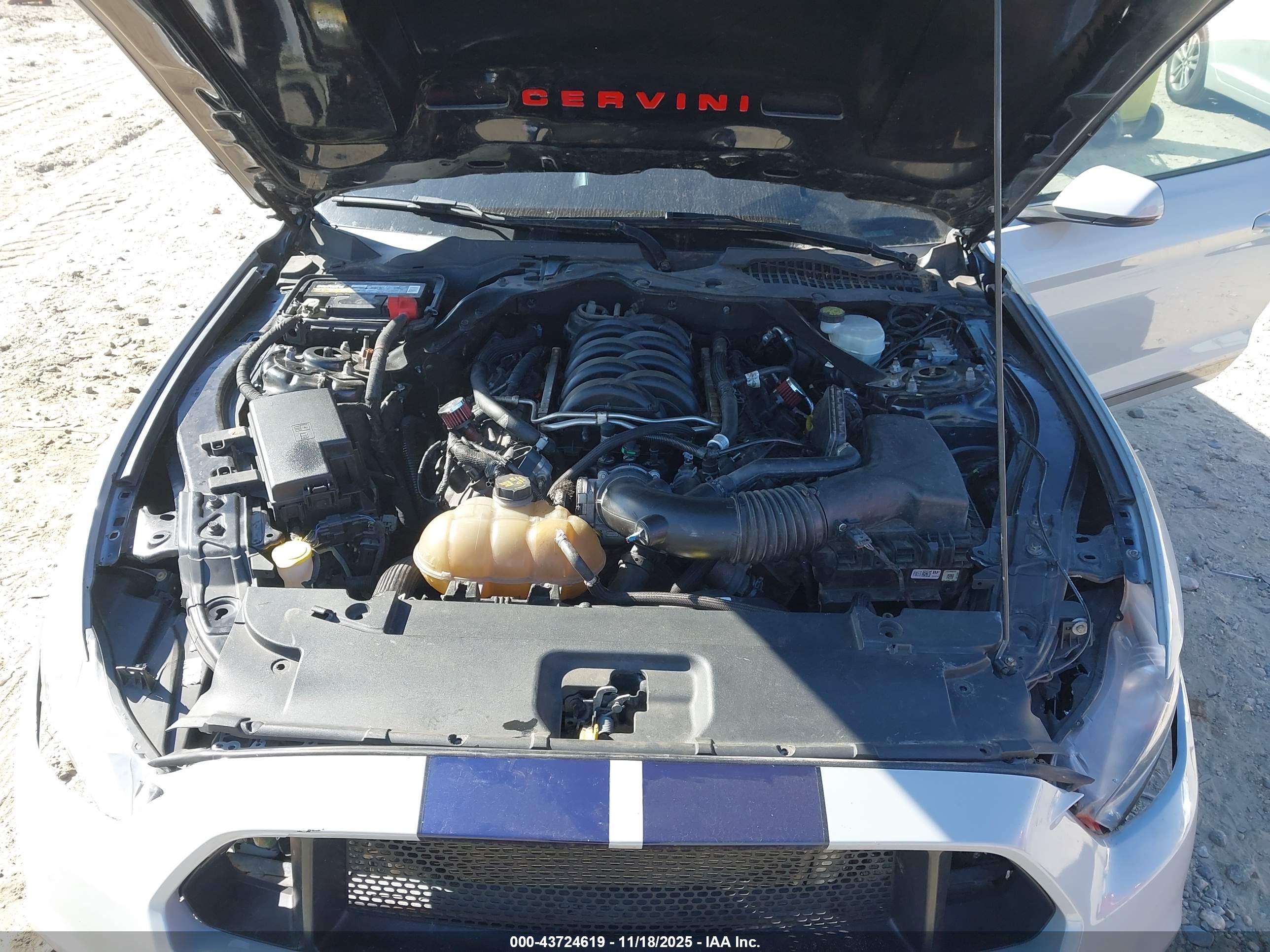 FORD MUSTANG image 10