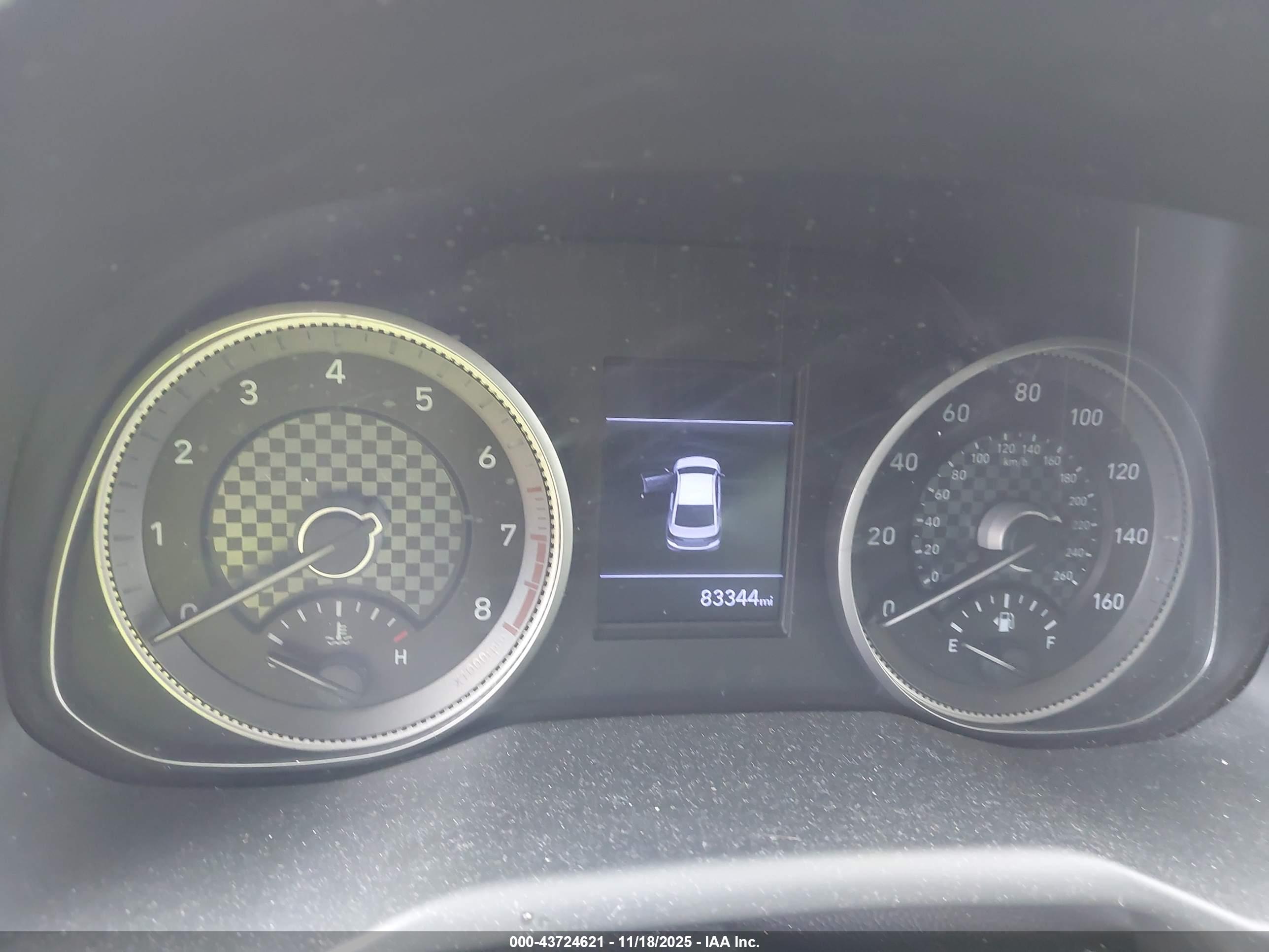 HYUNDAI ELANTRA image 7
