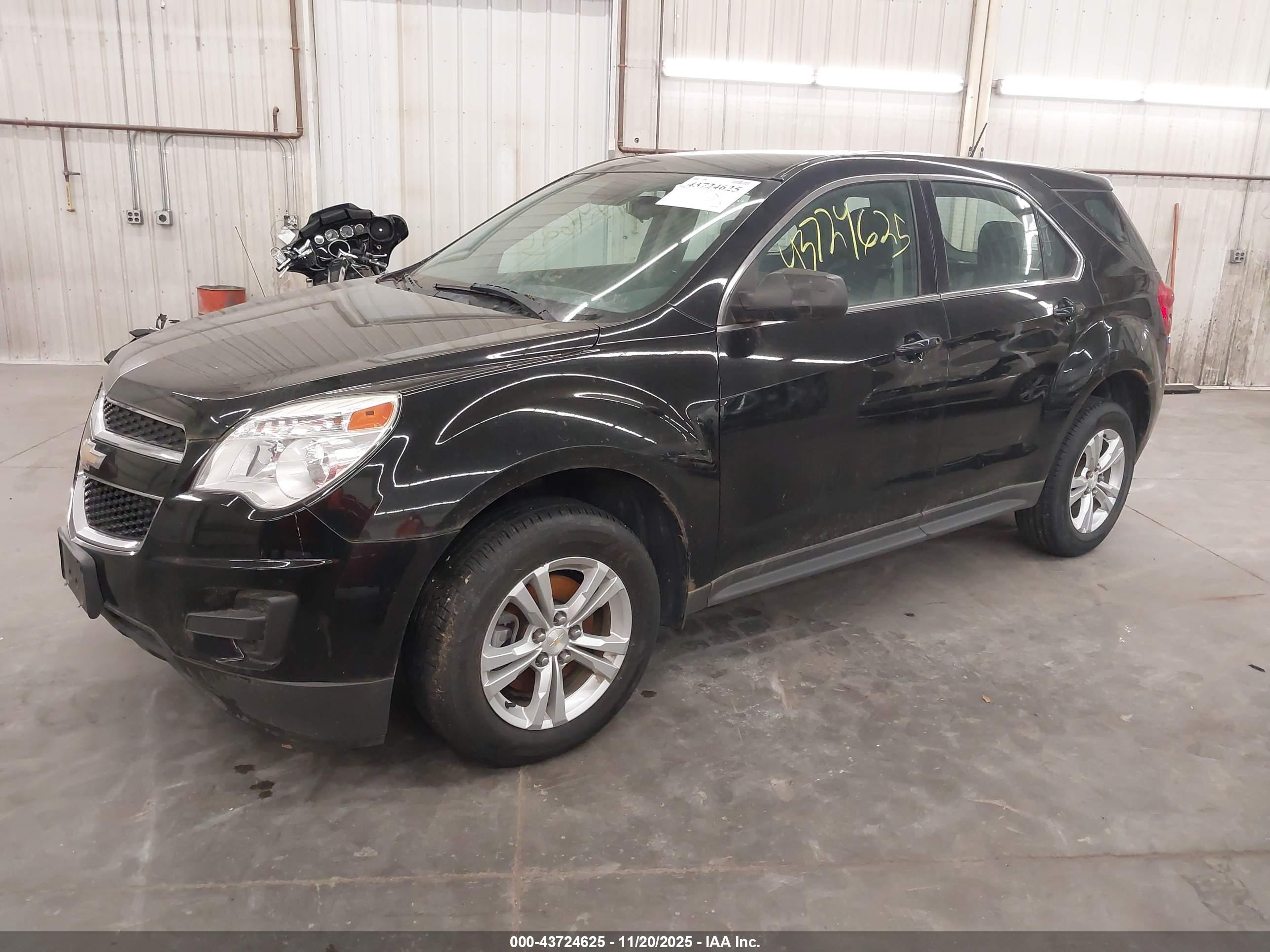 CHEVROLET EQUINOX image 2