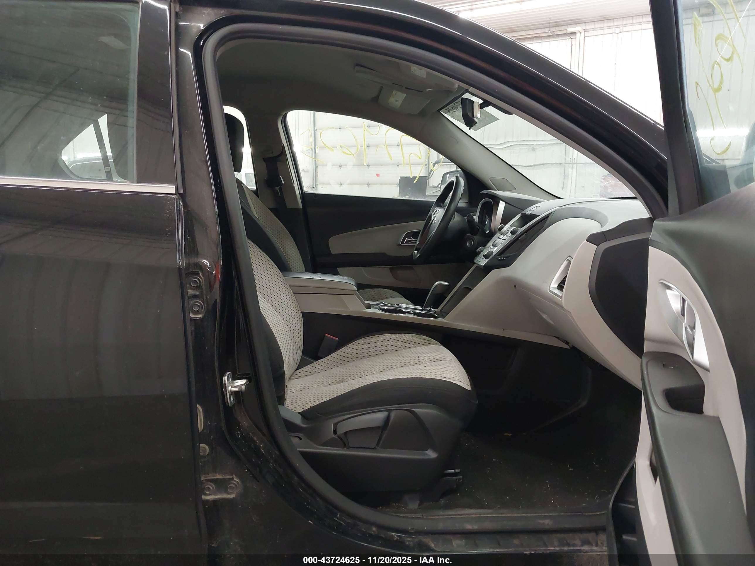 CHEVROLET EQUINOX image 5