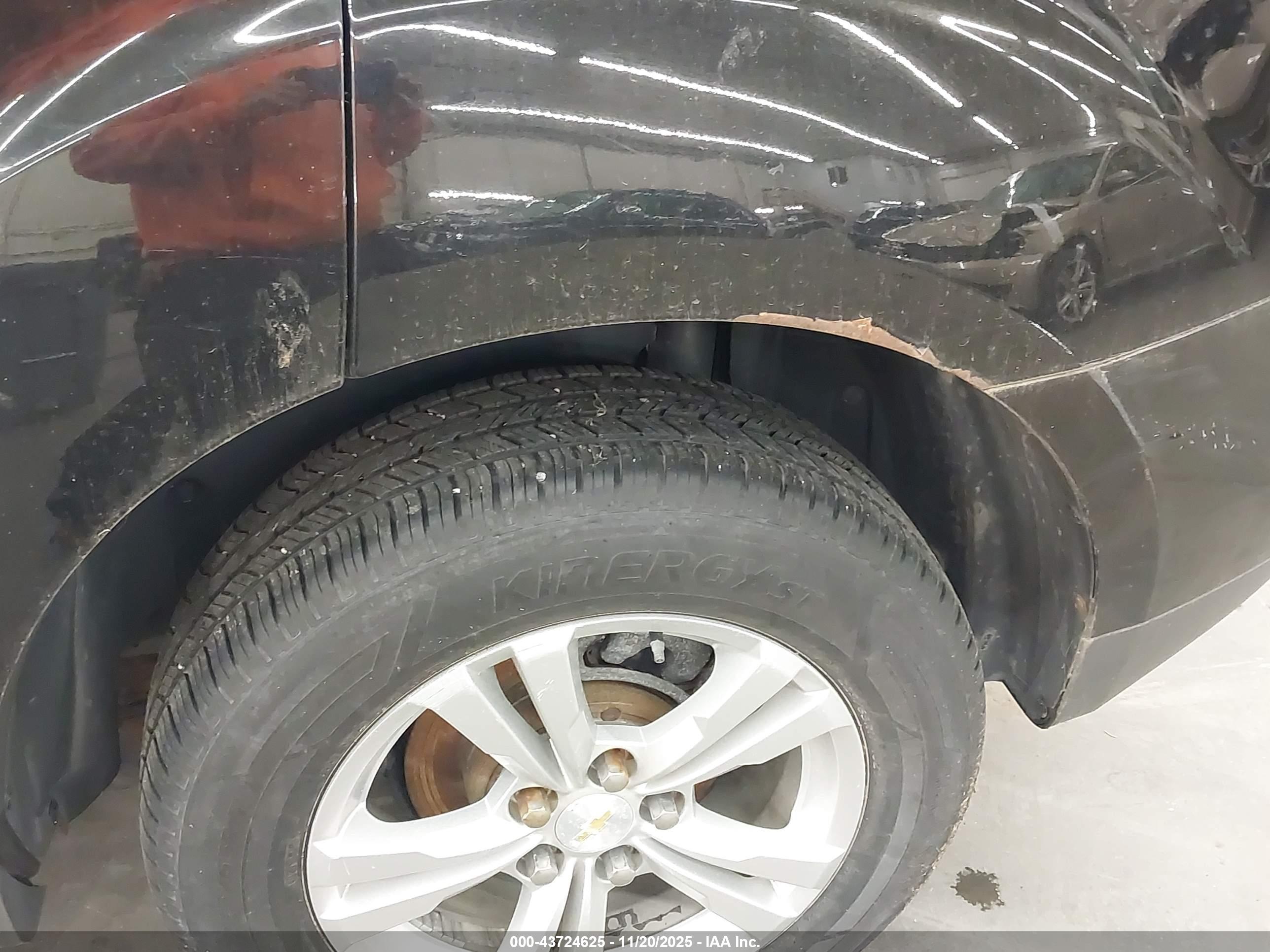 CHEVROLET EQUINOX image 6