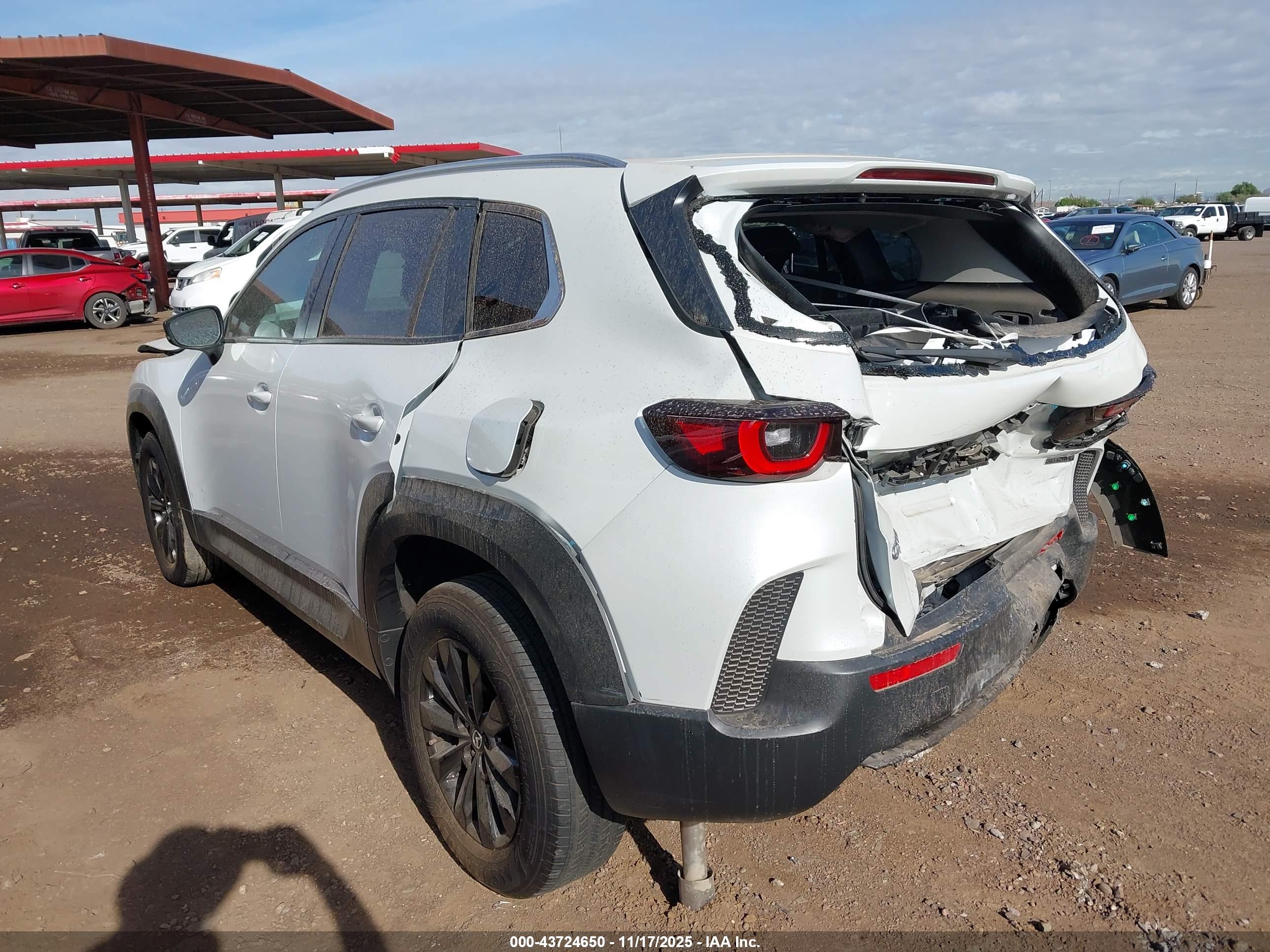 MAZDA CX-50 image 3