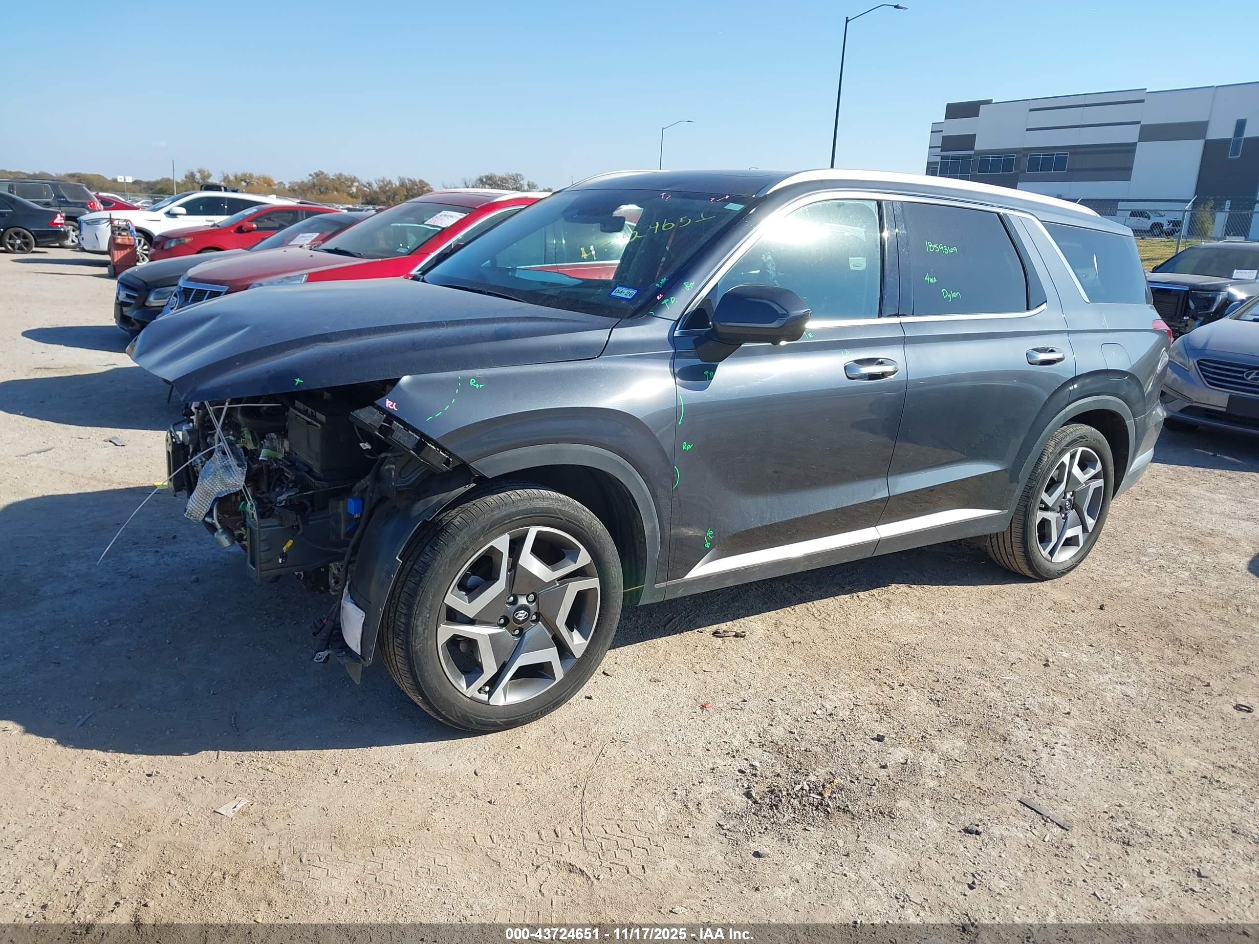 HYUNDAI PALISADE image 2