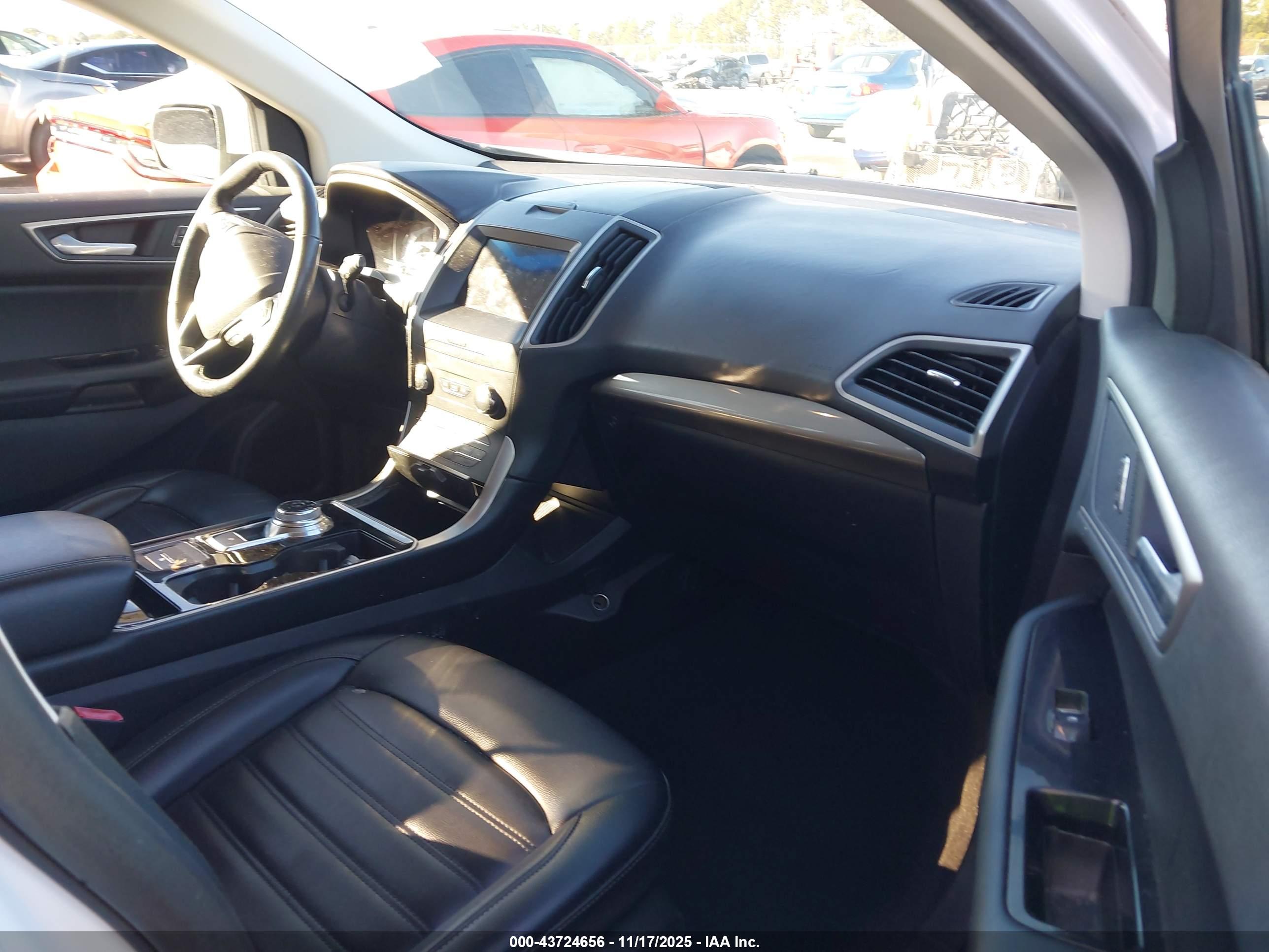 FORD EDGE image 5