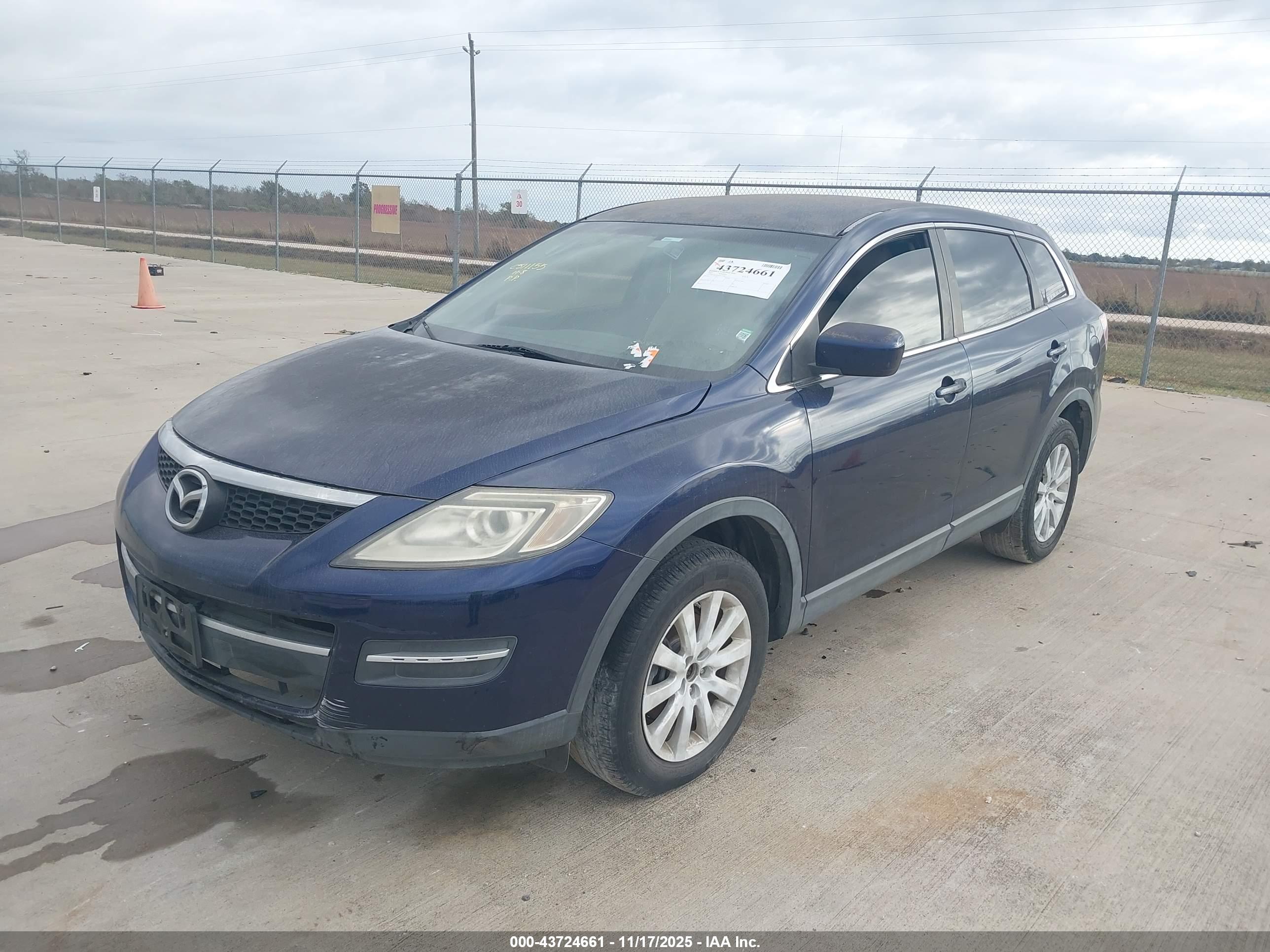 MAZDA CX-9 image 2
