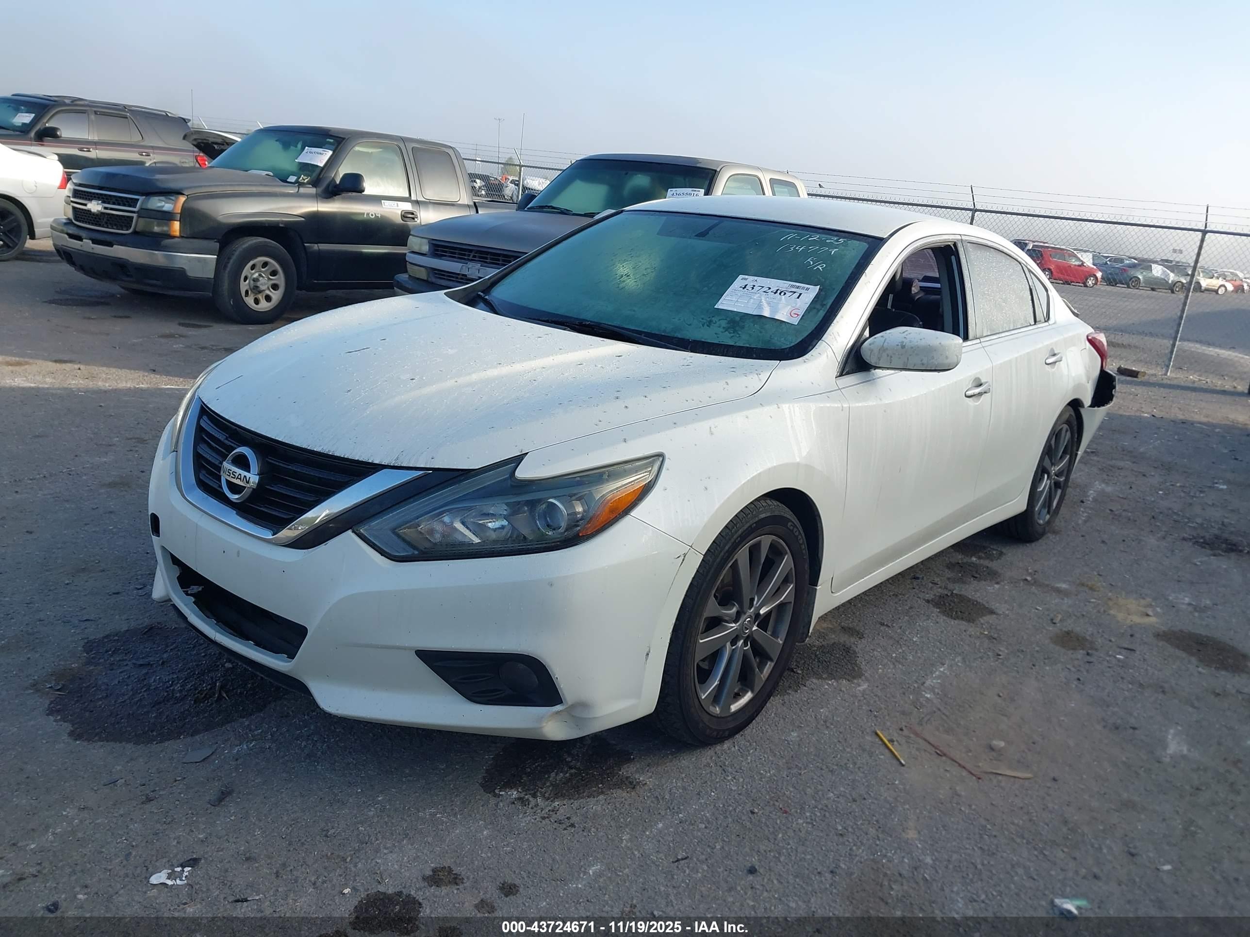 NISSAN ALTIMA image 2