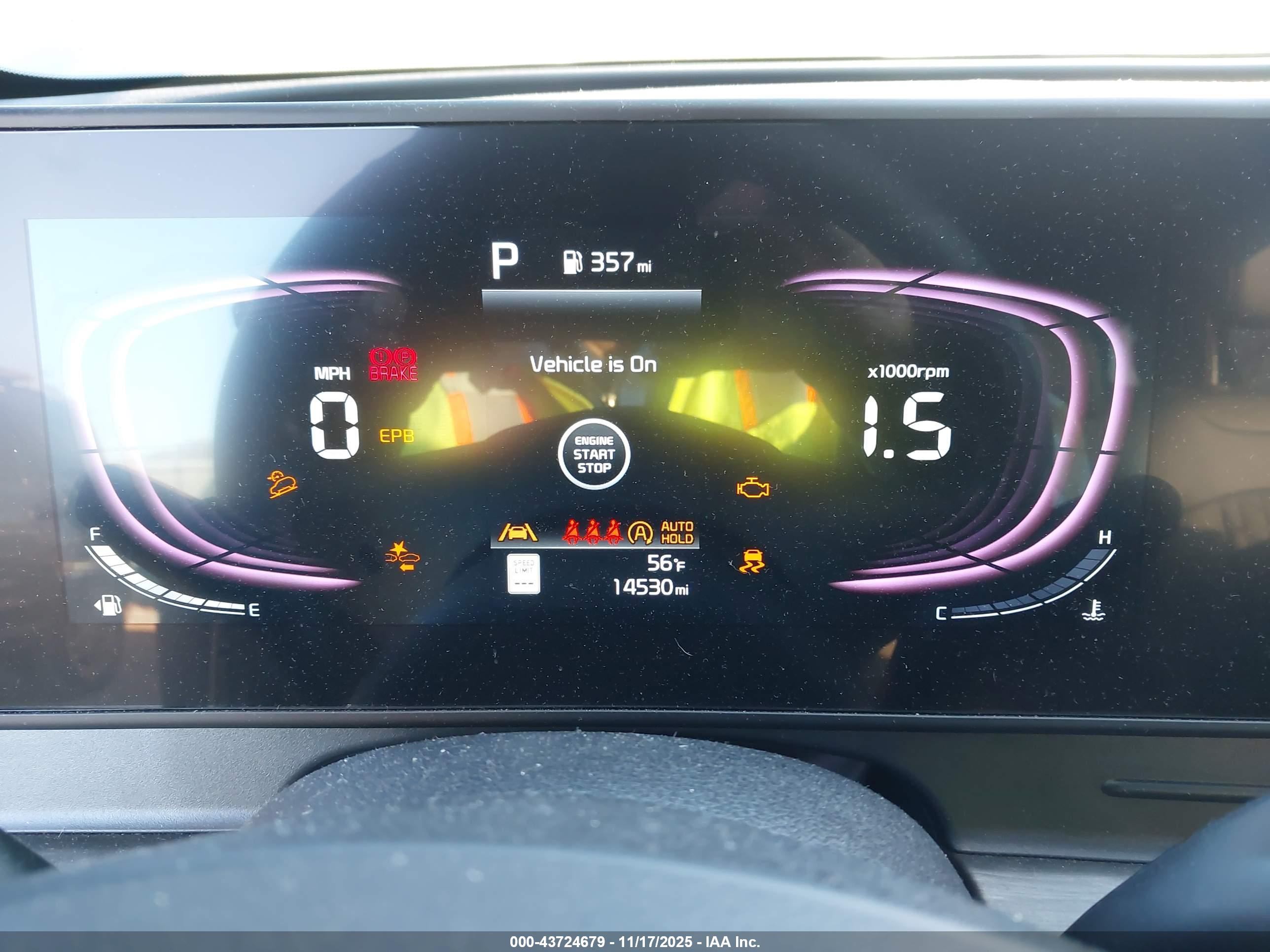 KIA SPORTAGE image 7