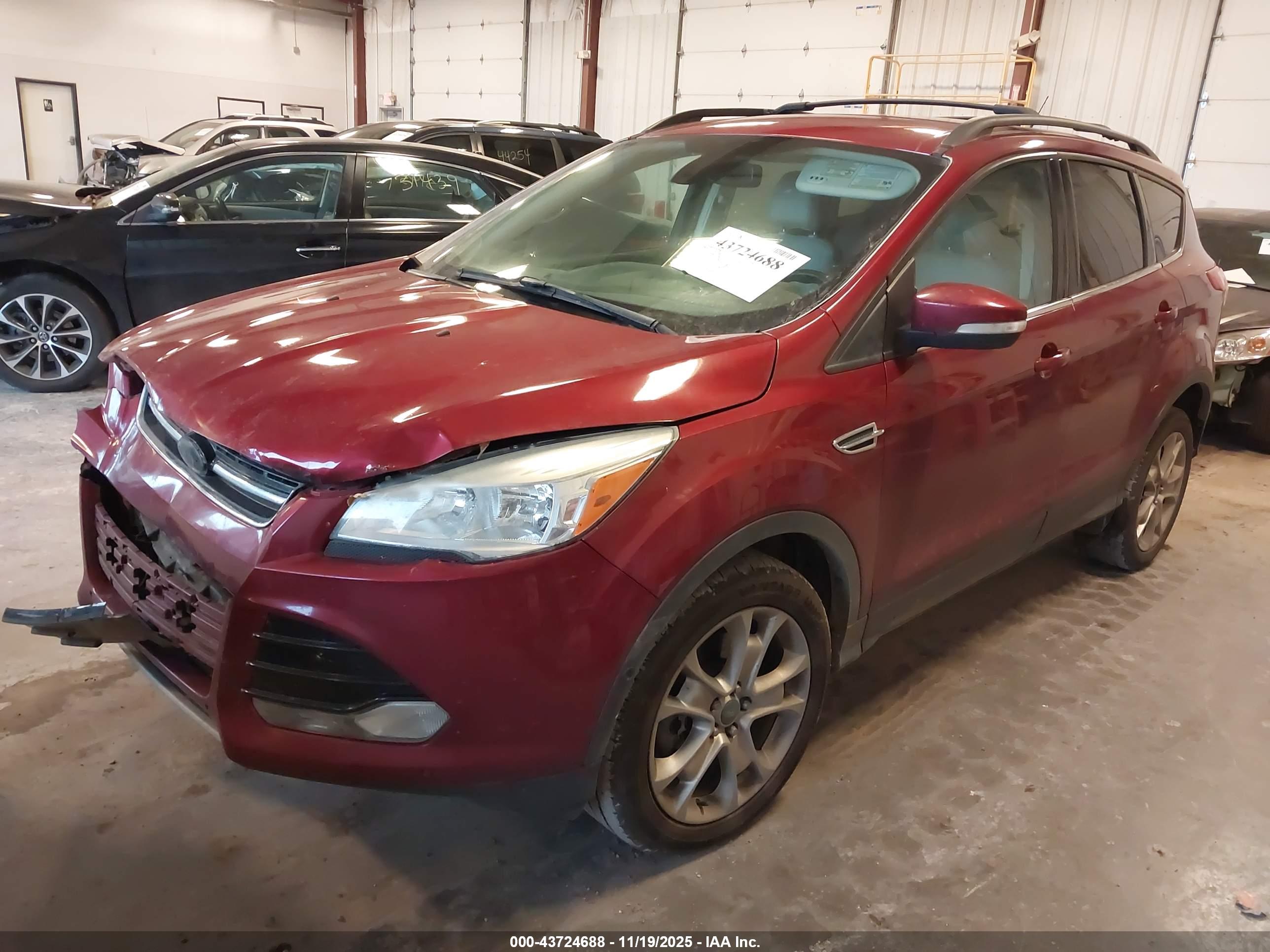 FORD ESCAPE image 2
