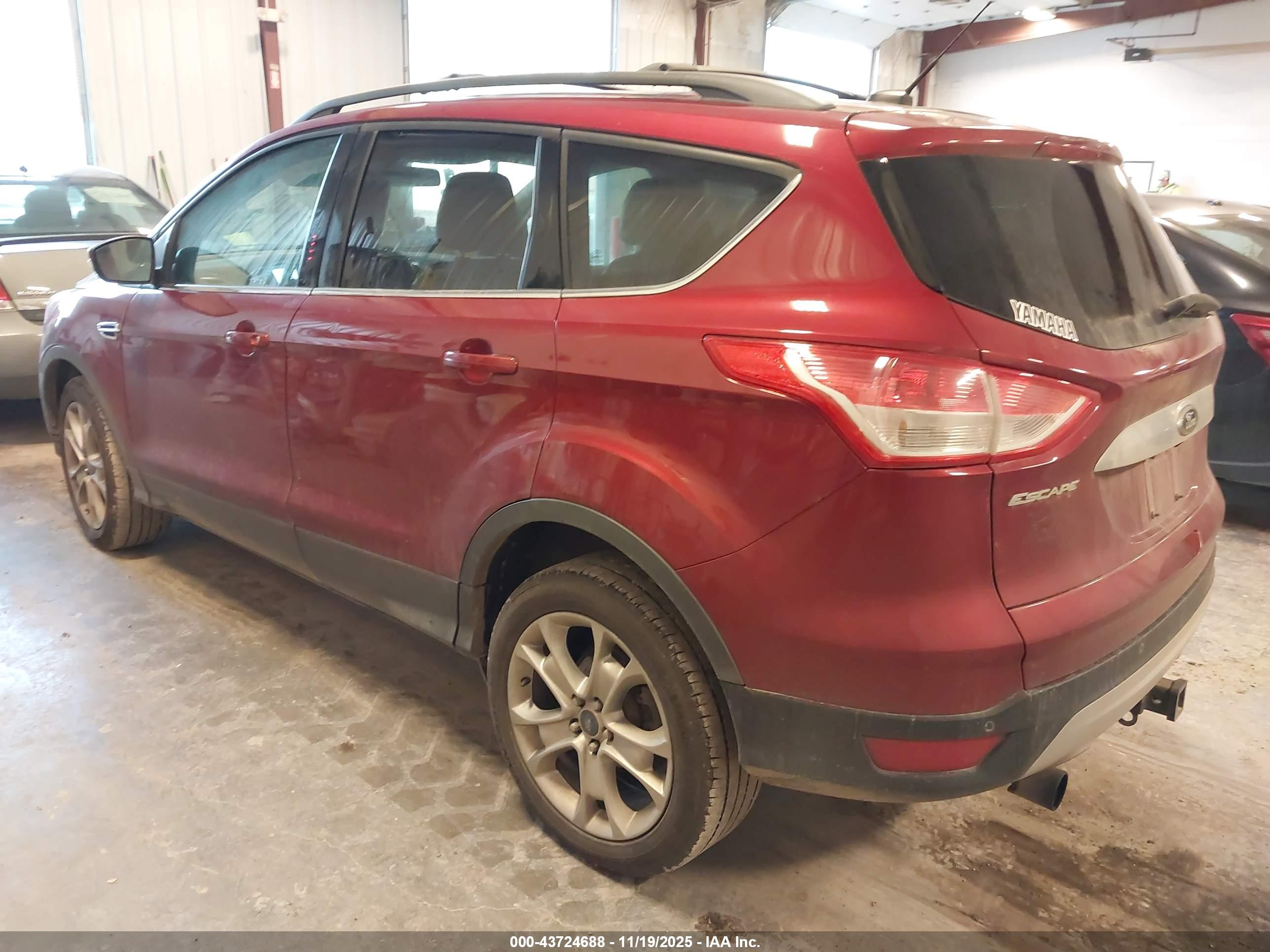 FORD ESCAPE image 3