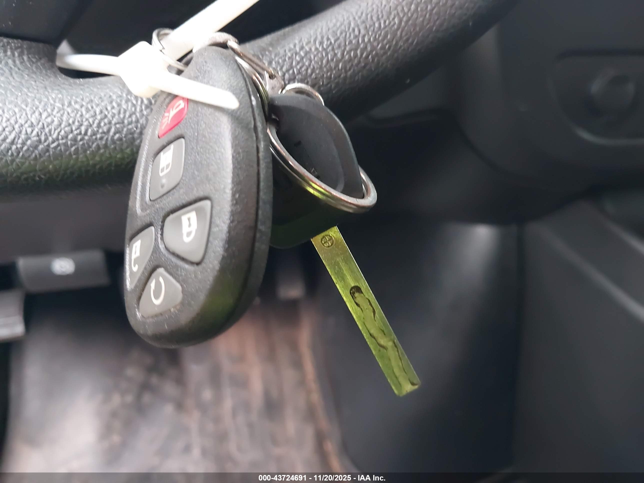 GMC SAVANA image 11