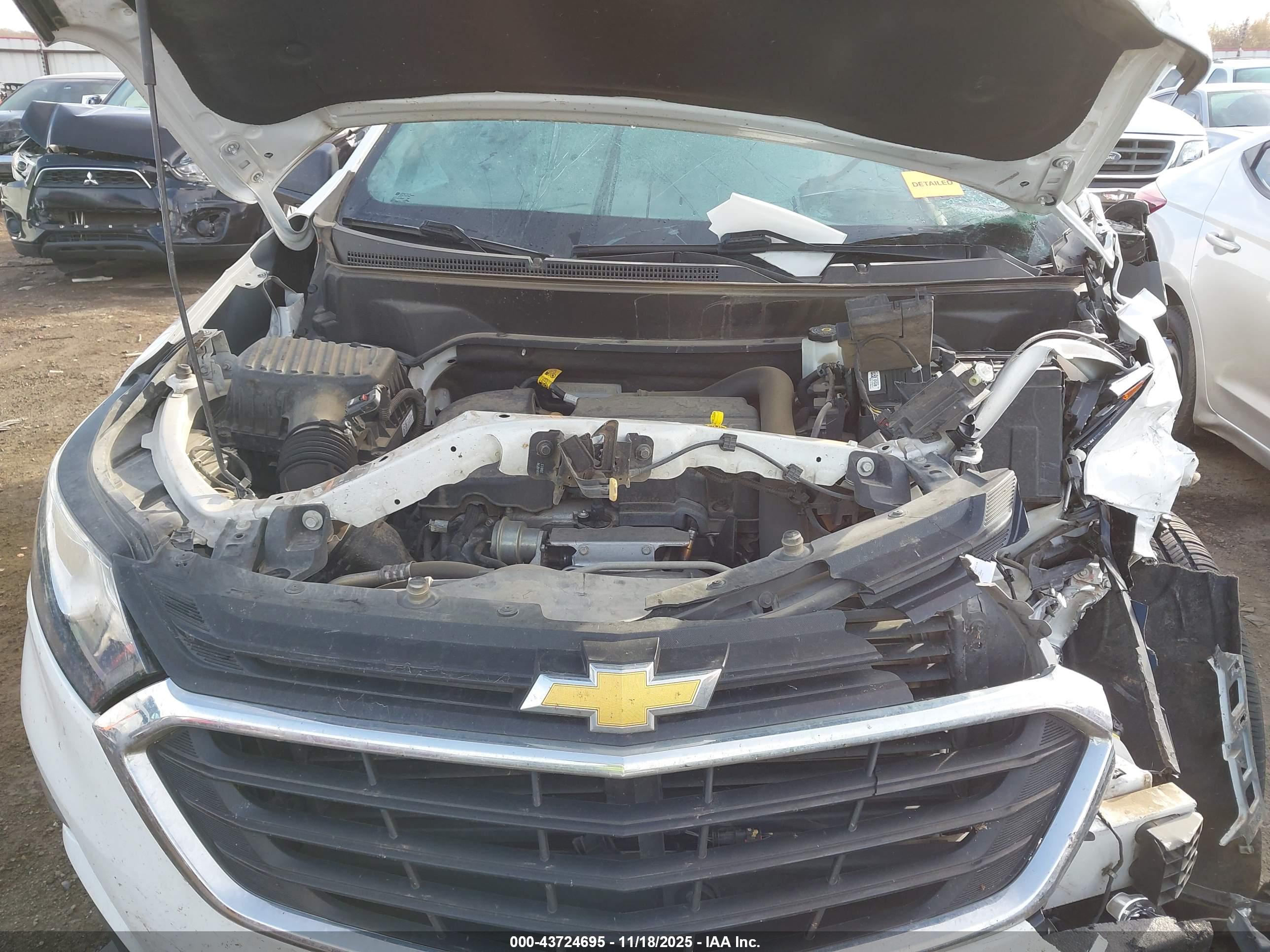CHEVROLET EQUINOX image 10