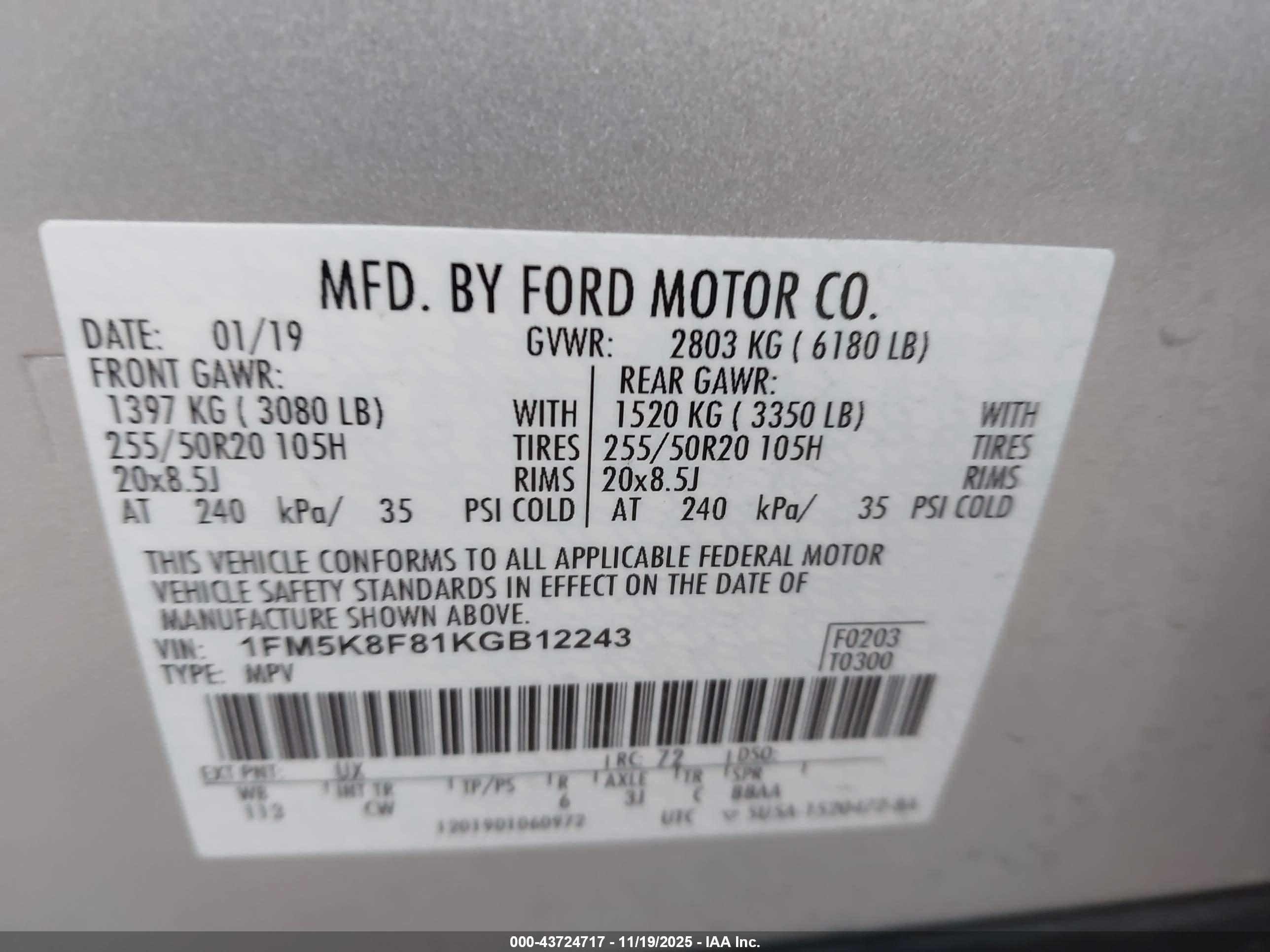 FORD EXPLORER image 9