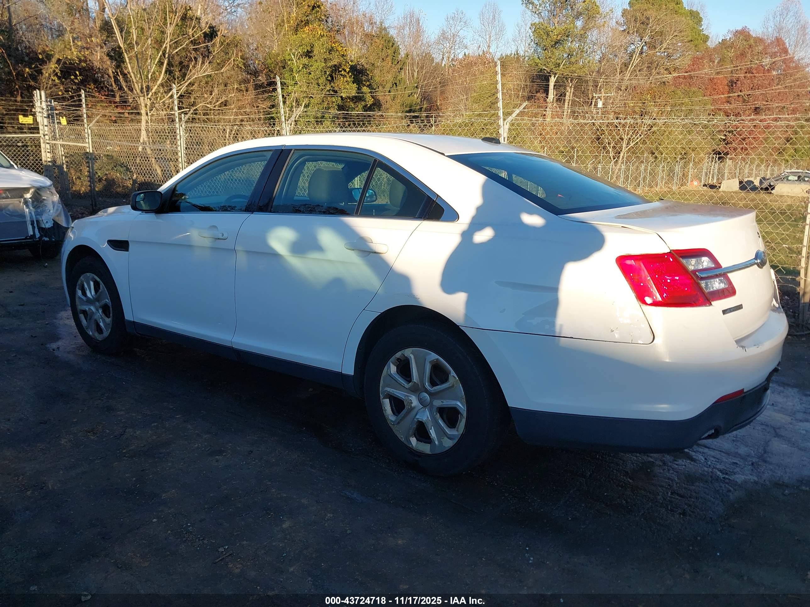 FORD POLICE image 3