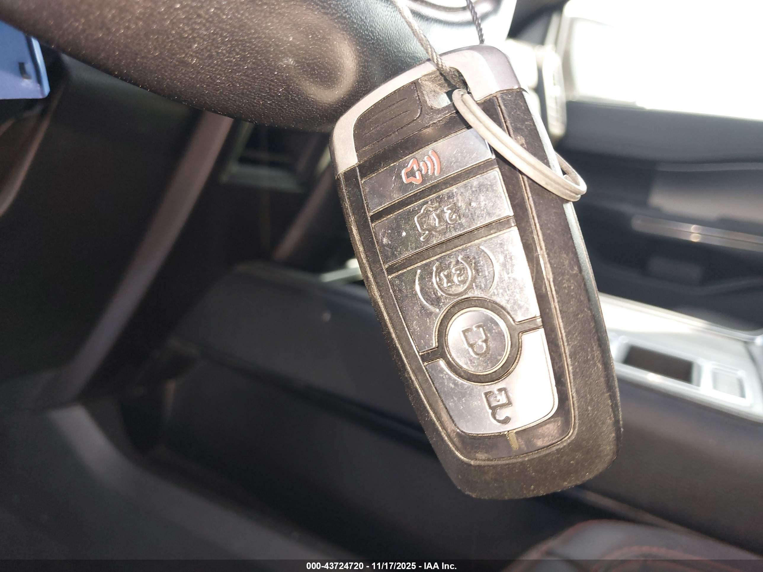 FORD EXPEDITION image 11