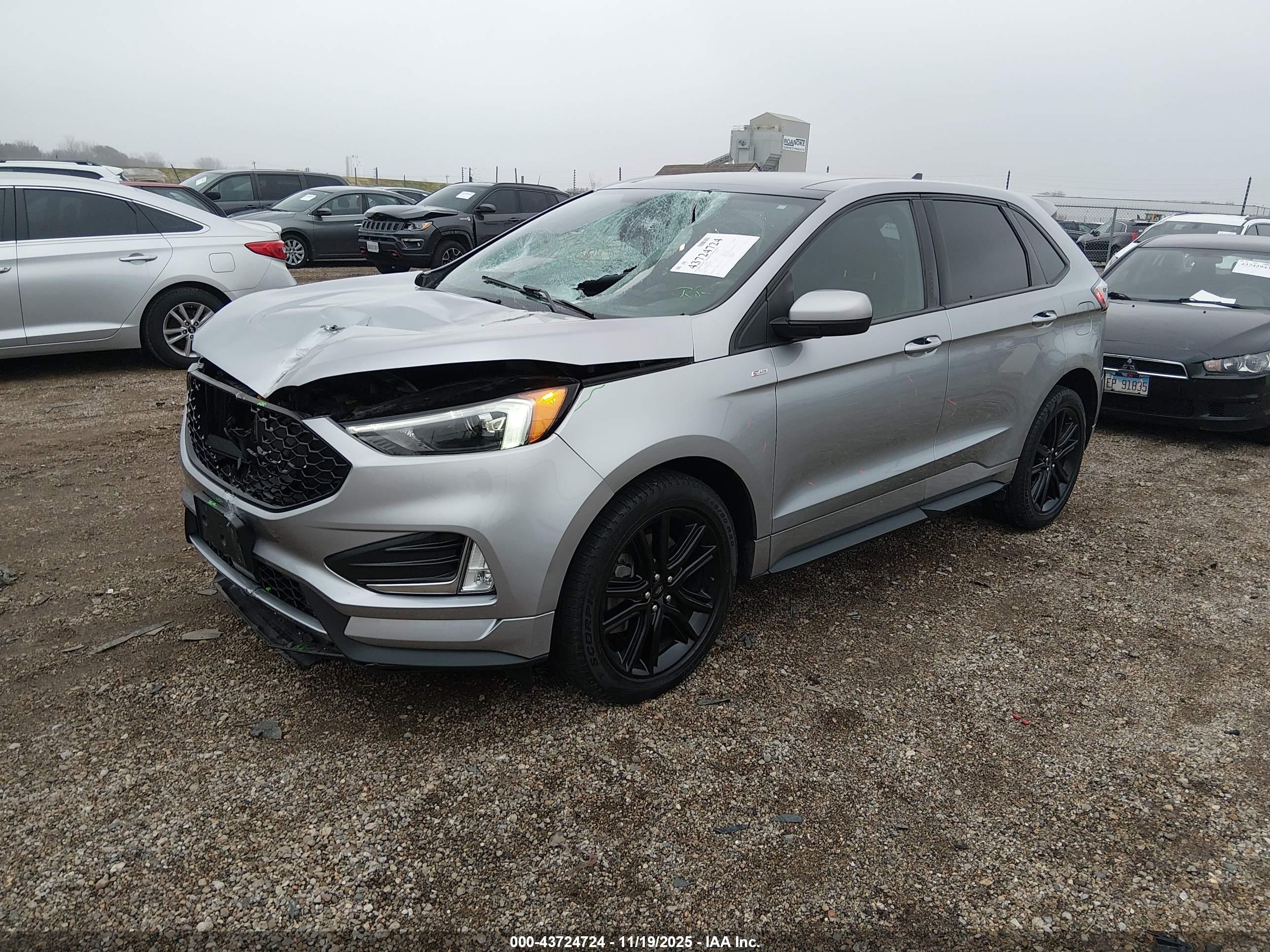 FORD EDGE image 2