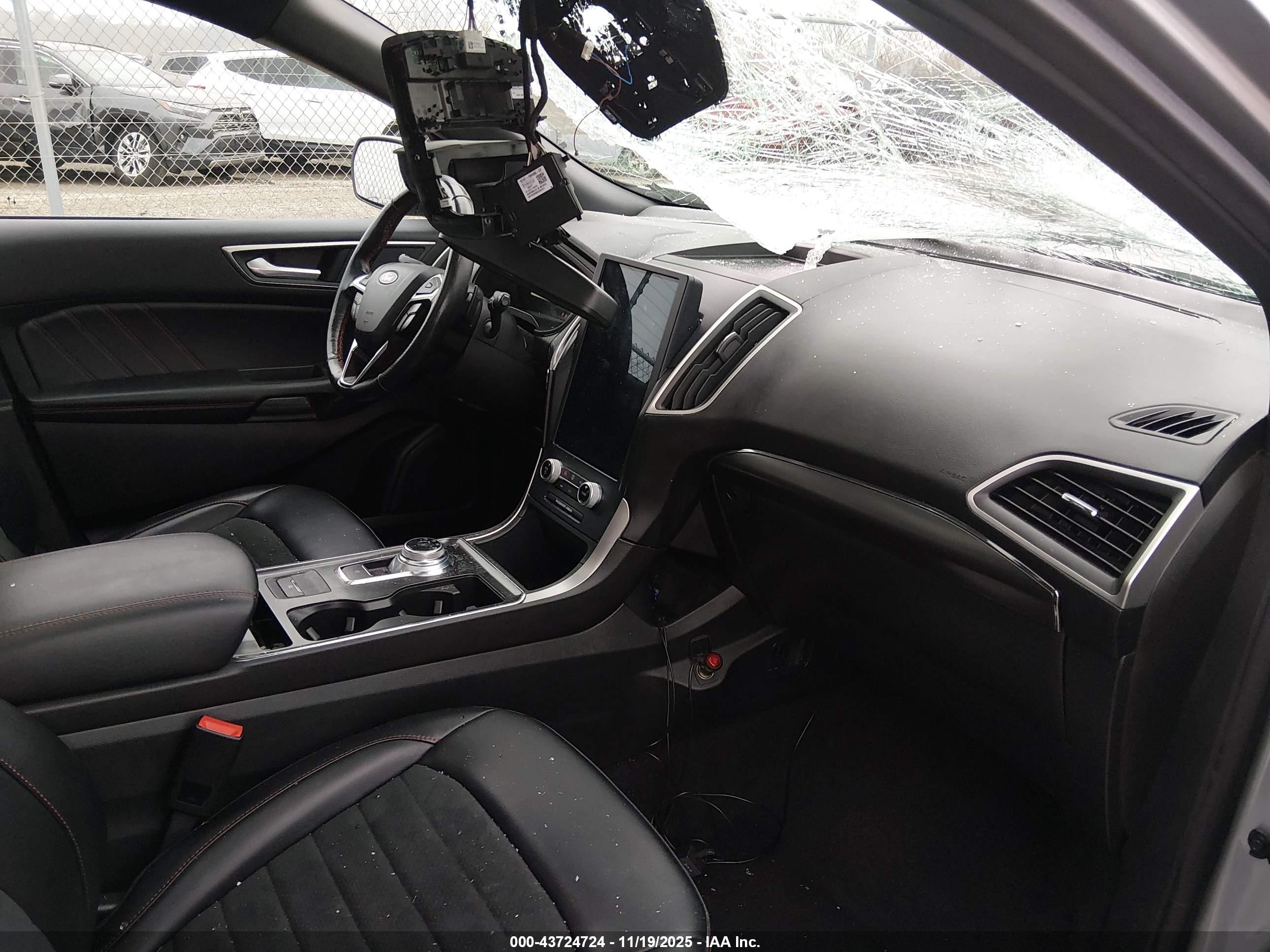 FORD EDGE image 5