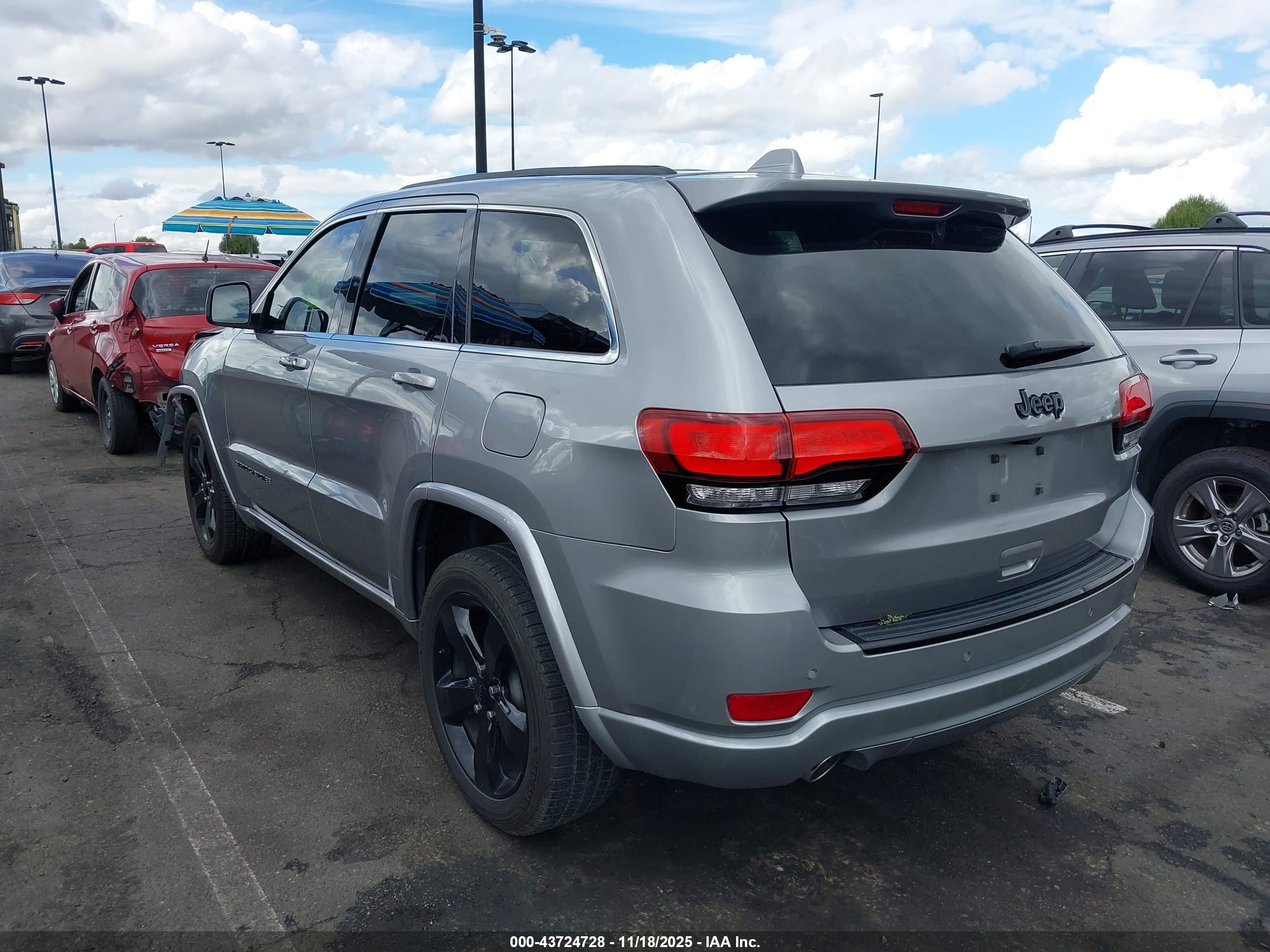 JEEP GRAND image 3
