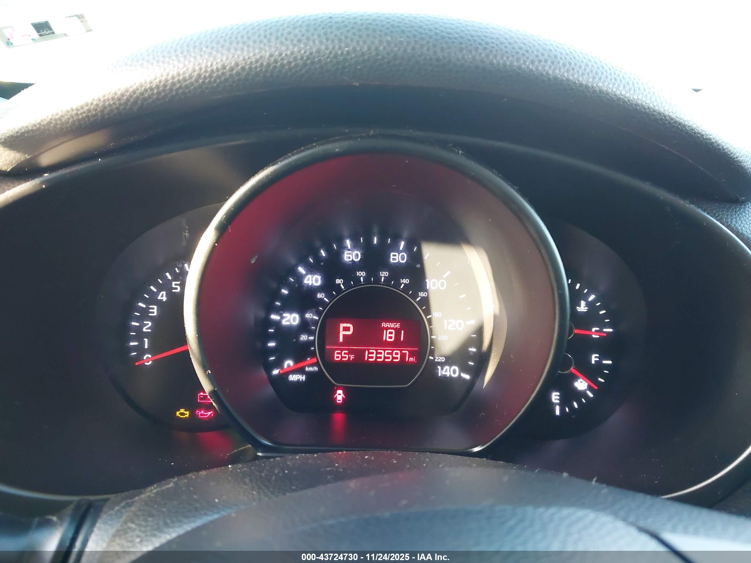 KIA SOUL image 7