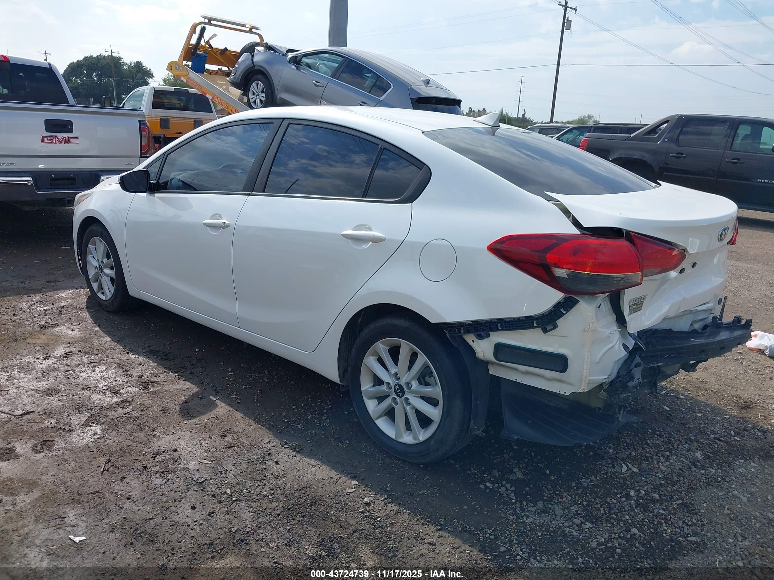 KIA FORTE image 3