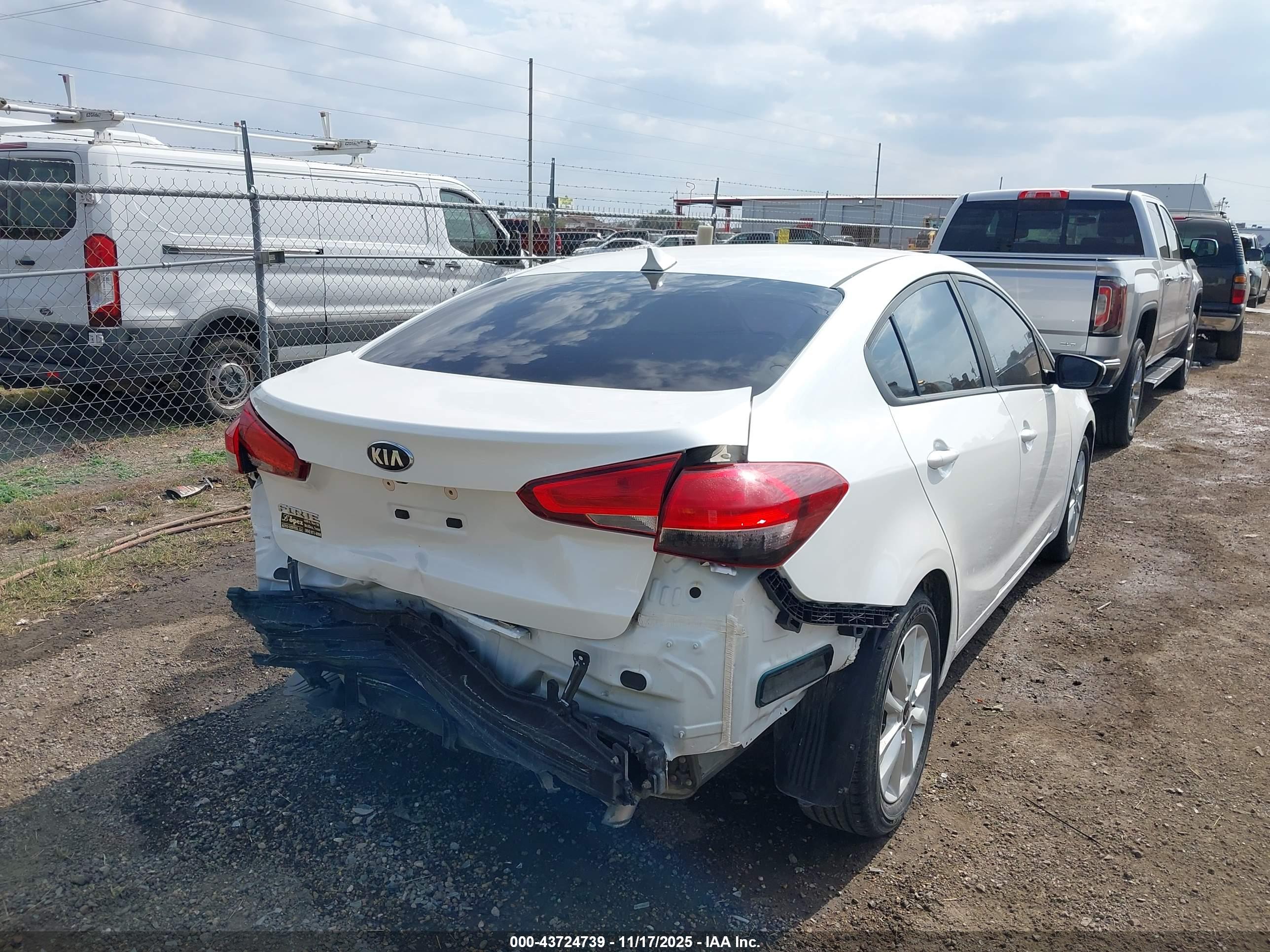 KIA FORTE image 6