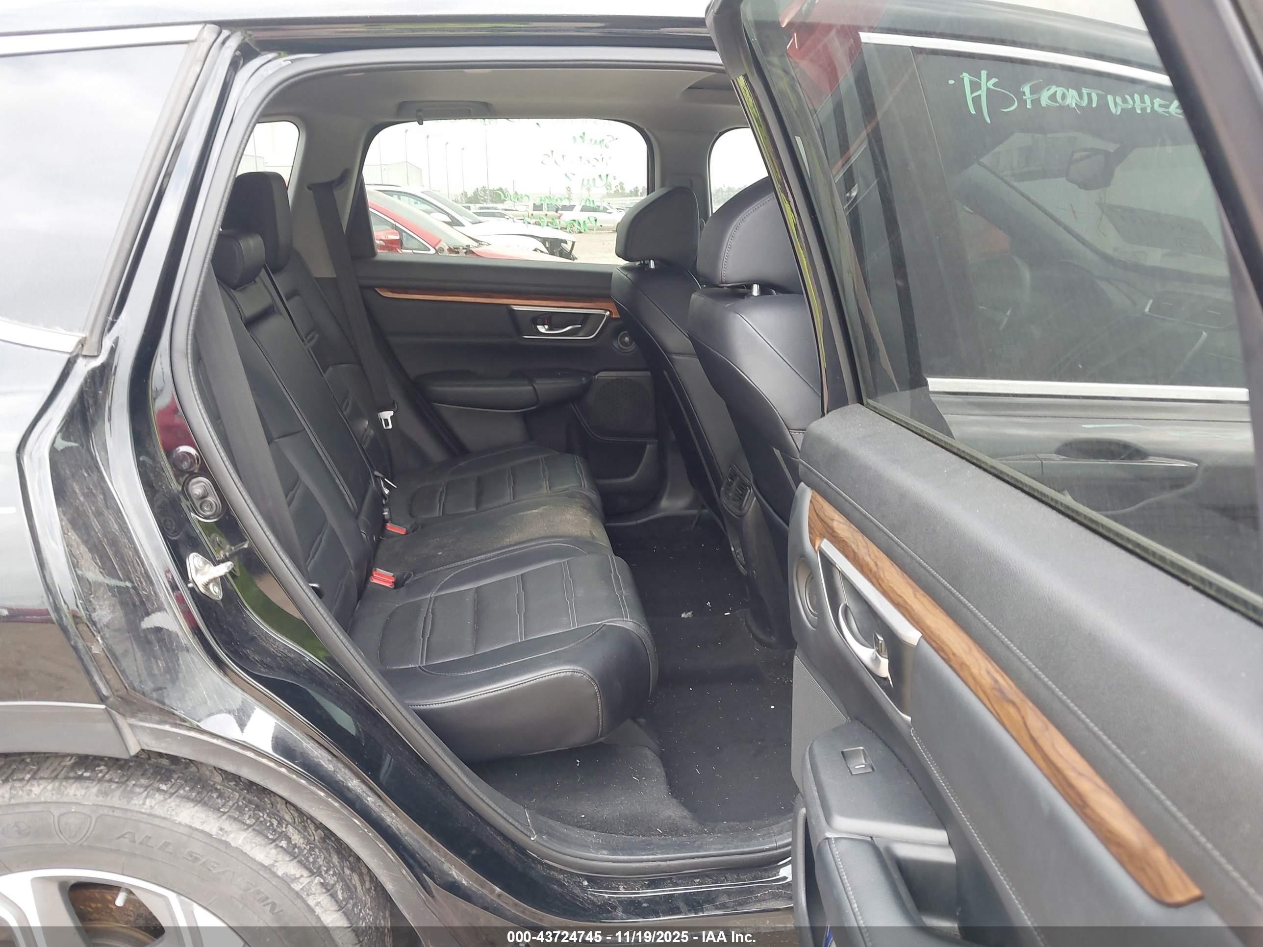 HONDA CR-V image 8